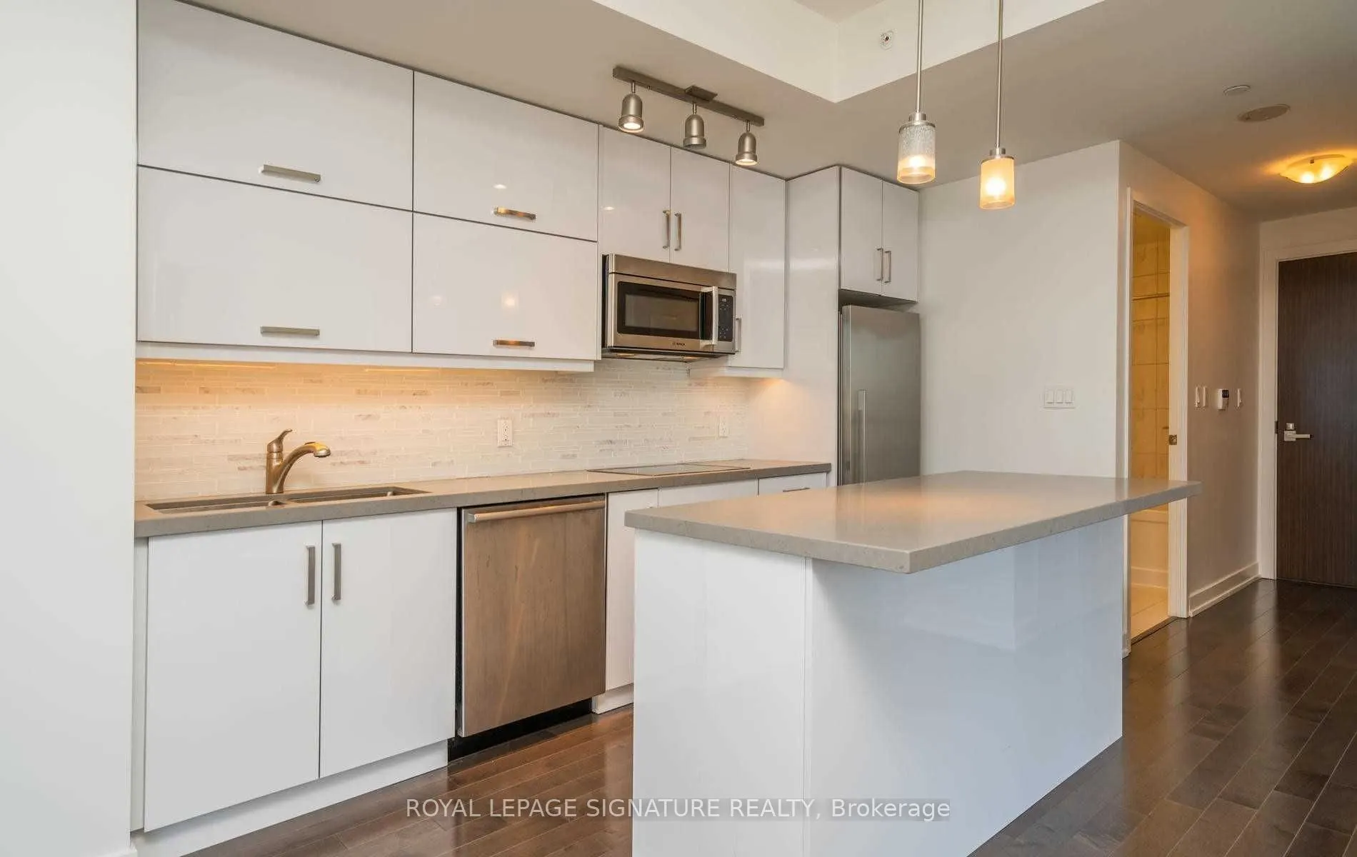 1 The Esplanade Drive, #2906