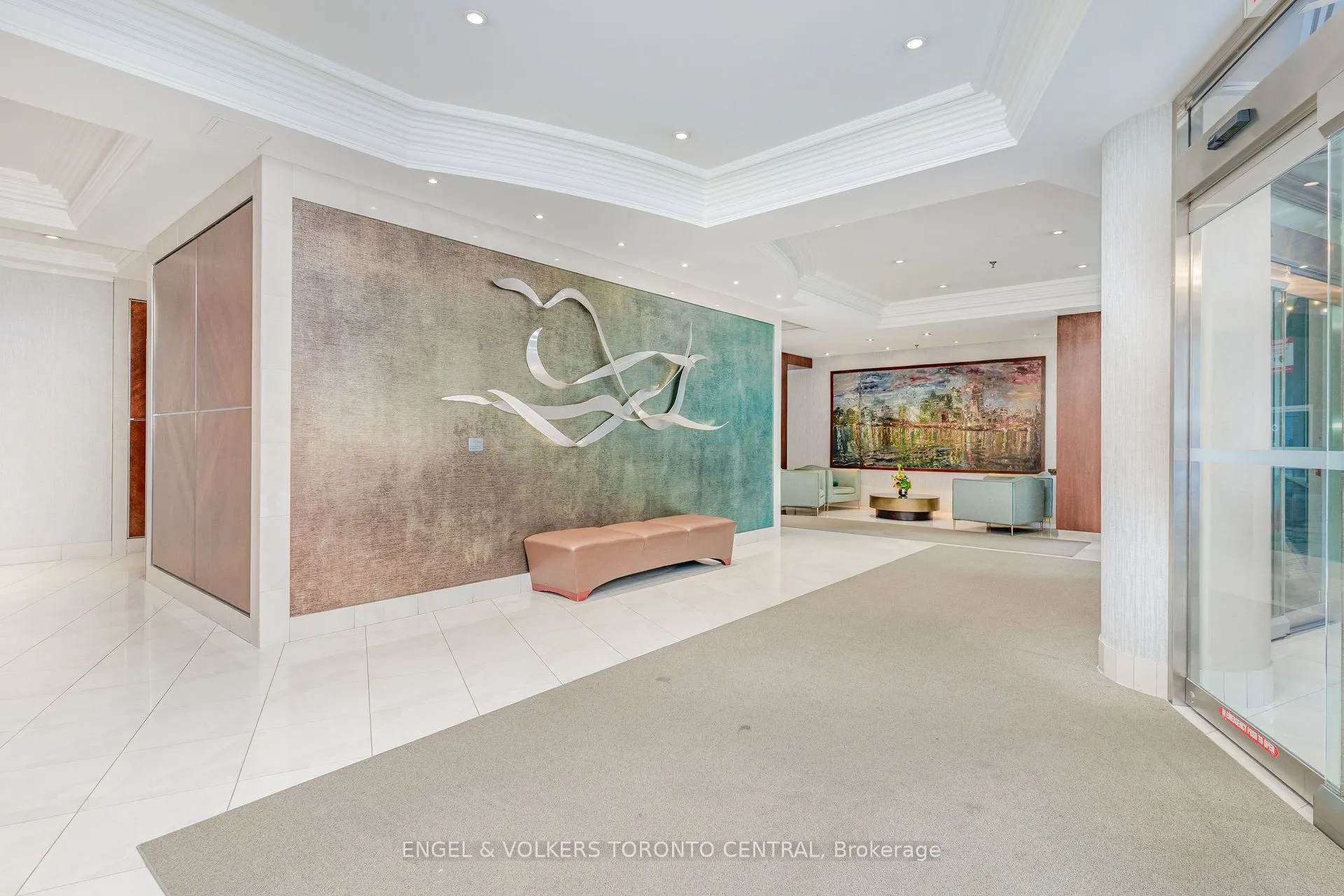300 Bloor Street E, #2107