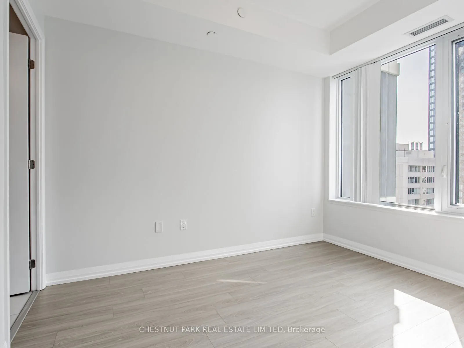 25 Holly Street, #1901