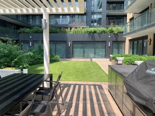 543 Richmond Street, #402