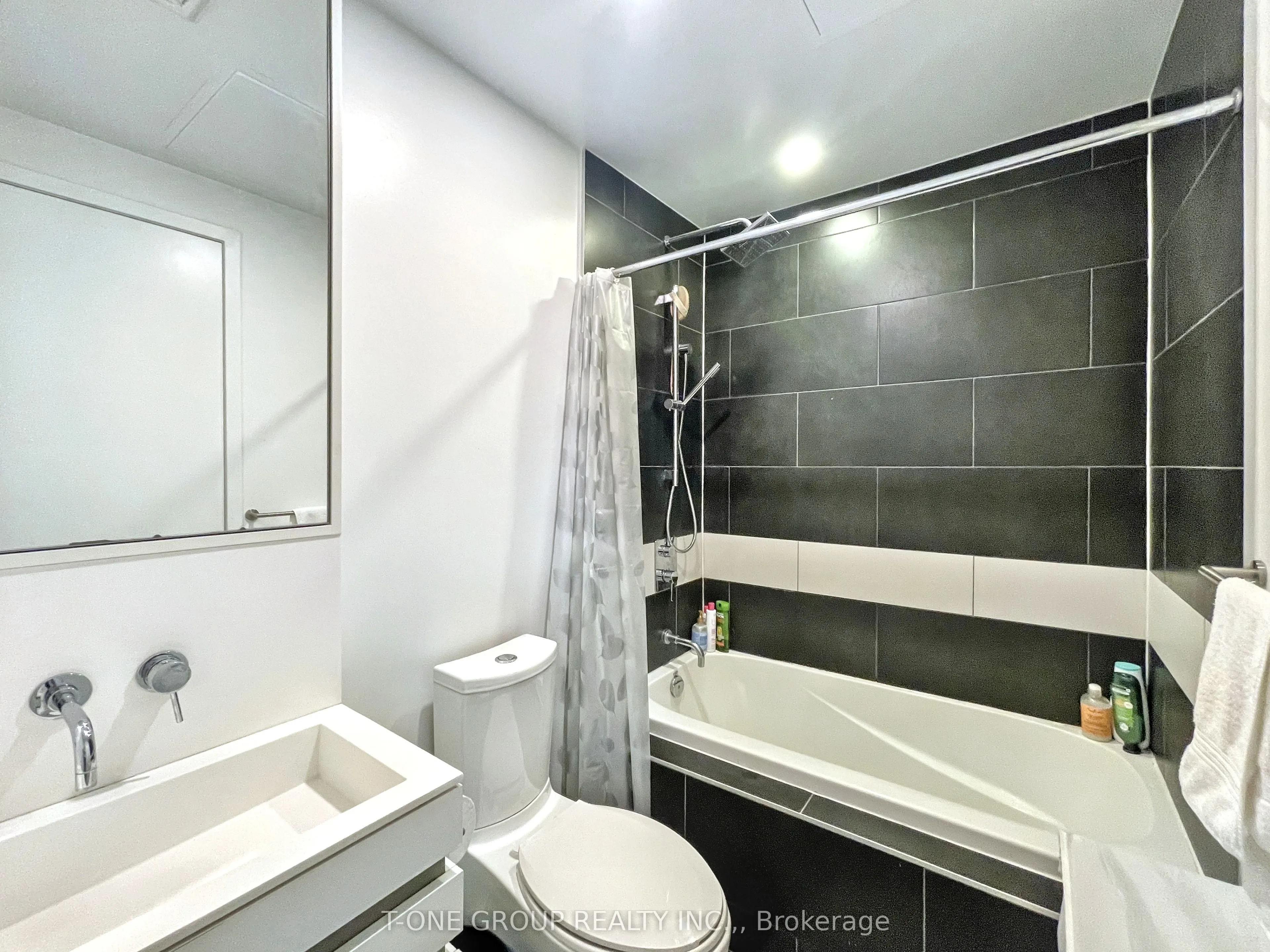 197 Yonge Street, #5108