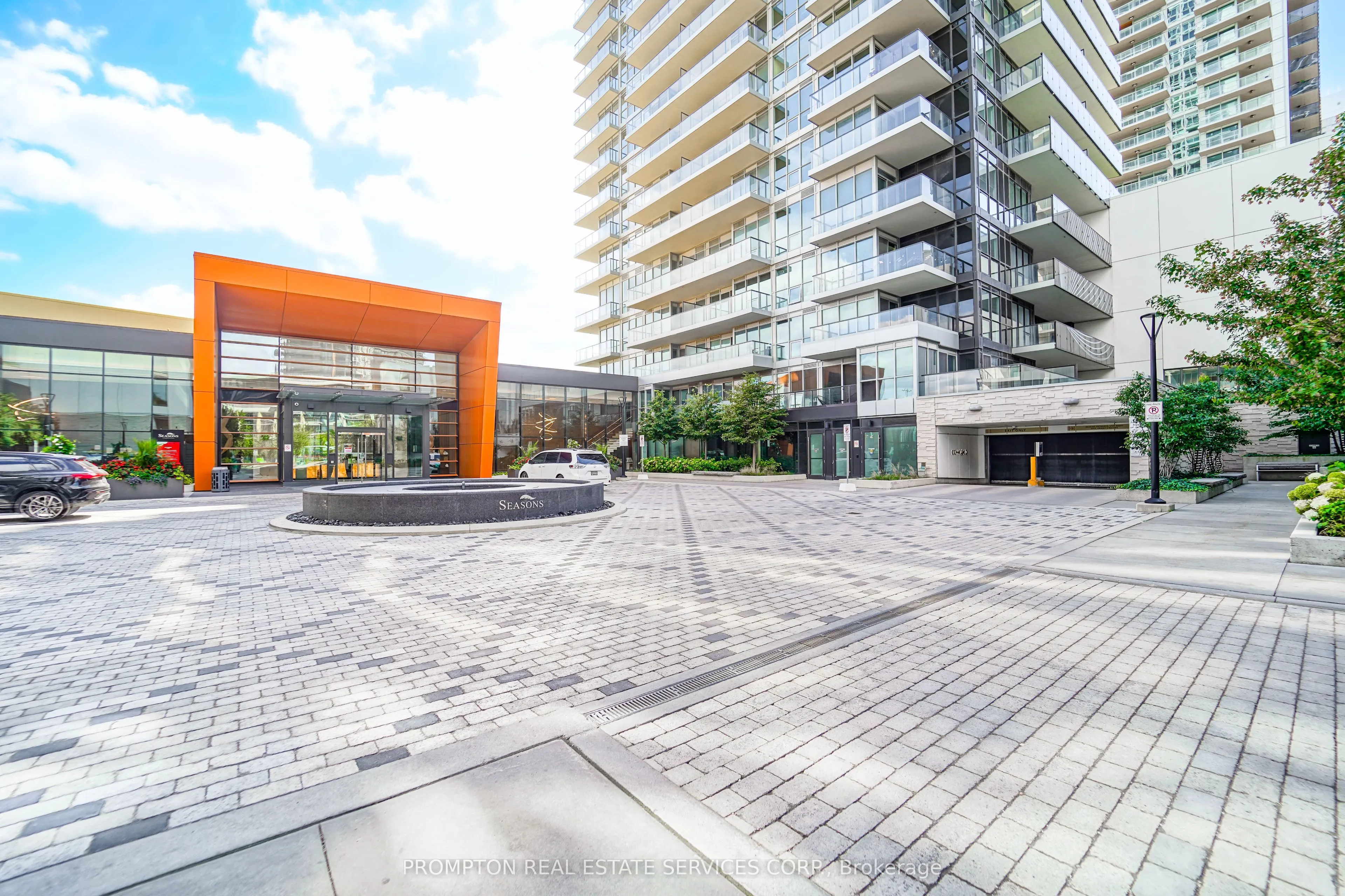 85 McMahon Drive, #711