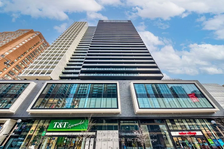 20 Edward Street, #406