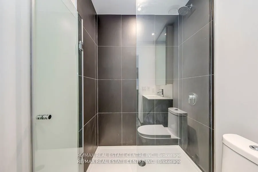 20 Edward Street, #406