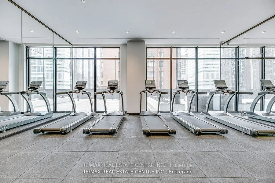 20 Edward Street, #406