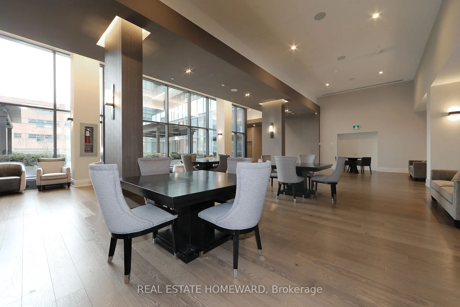460 Adelaide Street E, #609