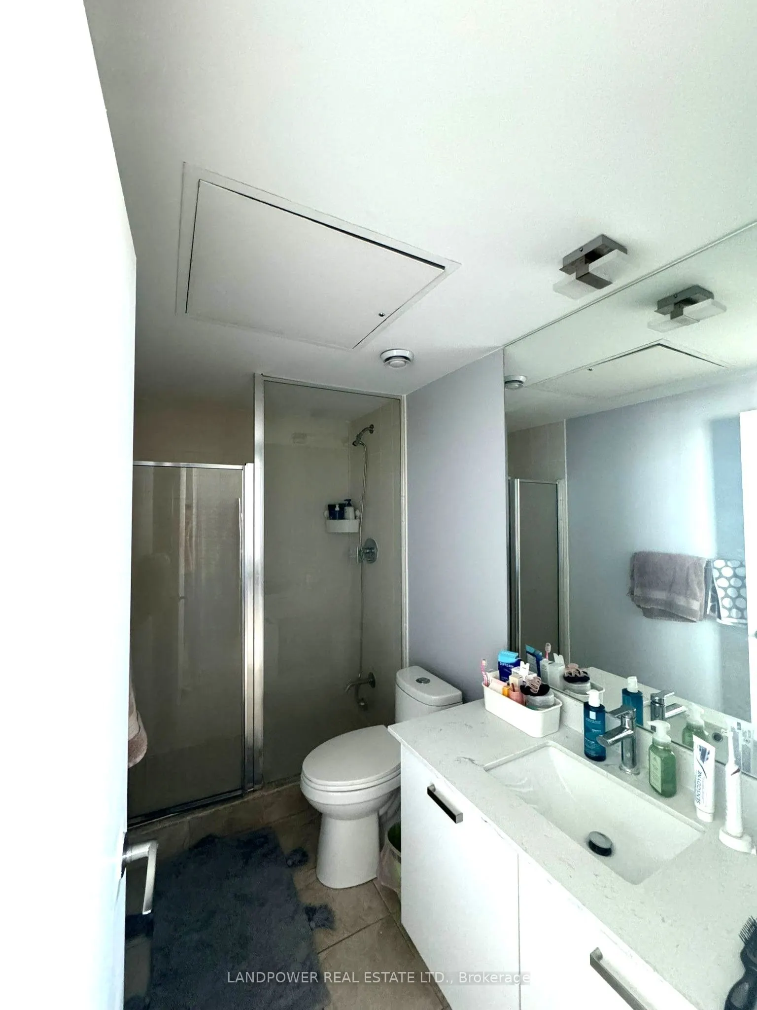 832 Bay Street, #3003