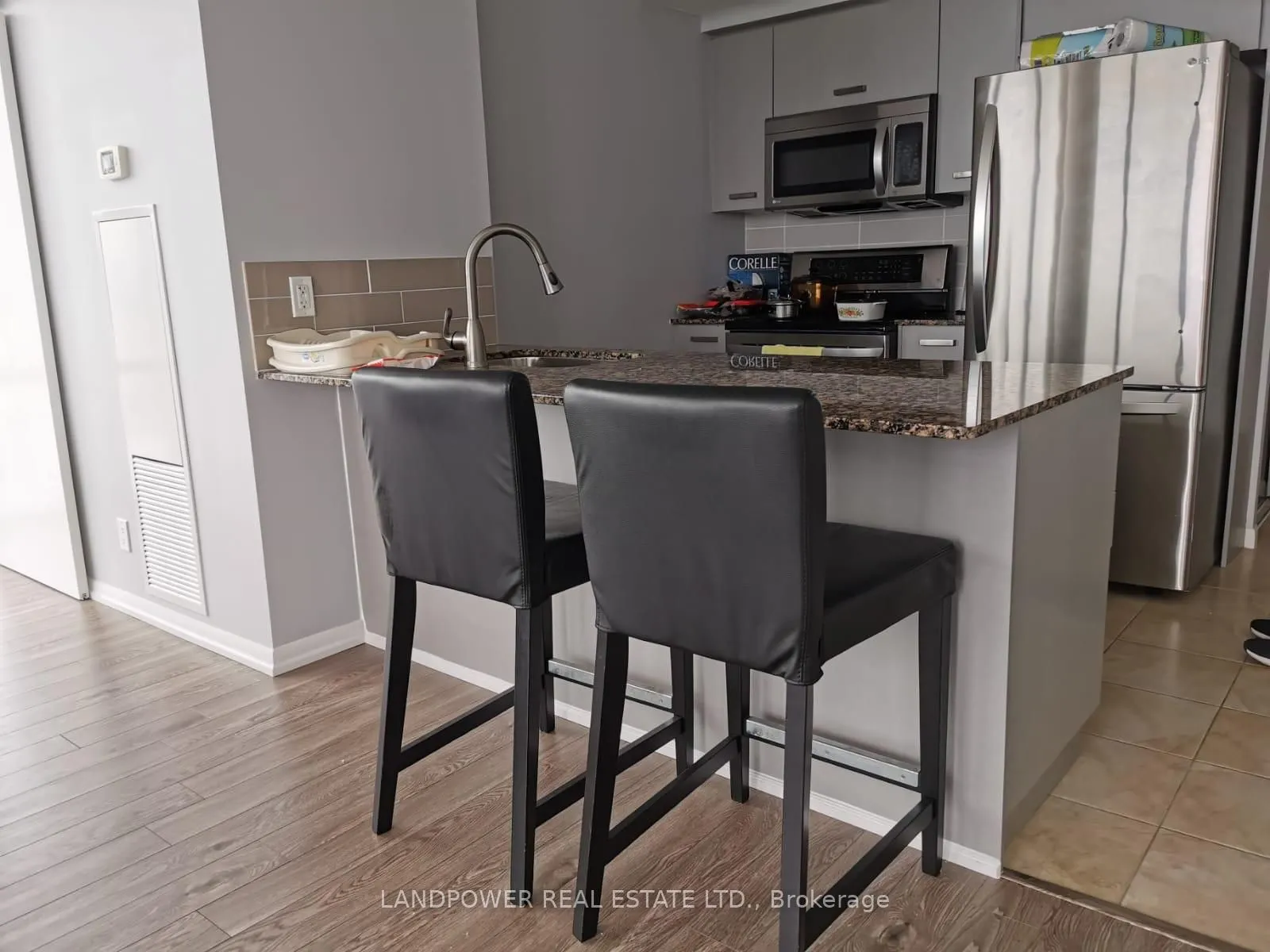 832 Bay Street, #3003