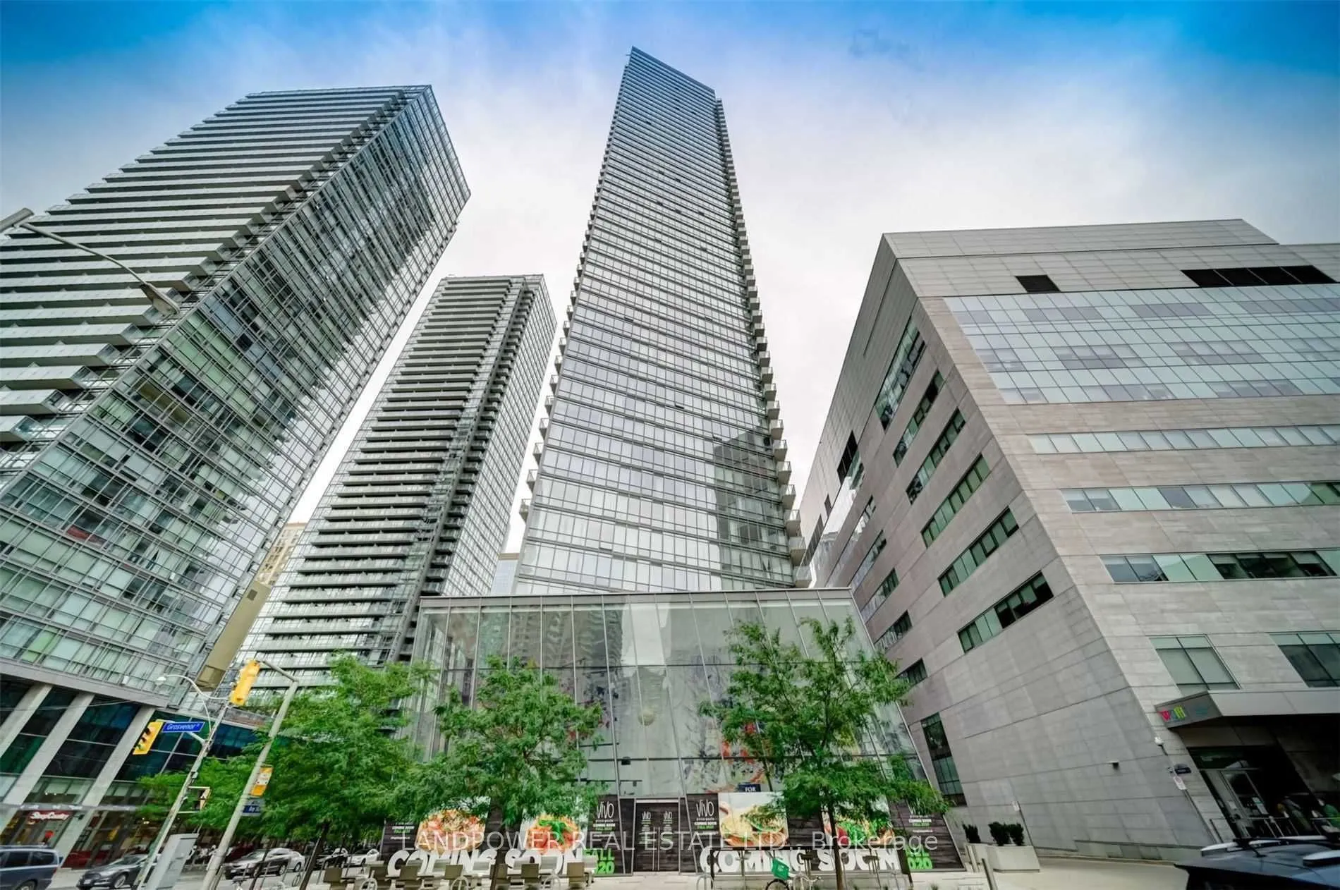 832 Bay Street, #3003