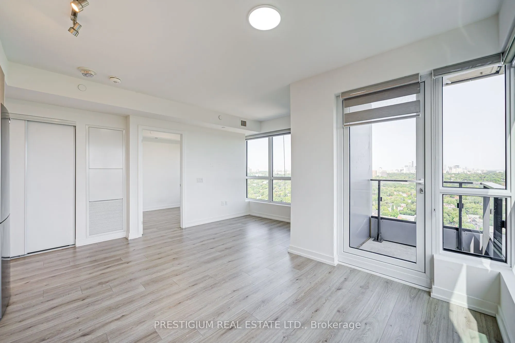 395 Bloor Street E, #2708