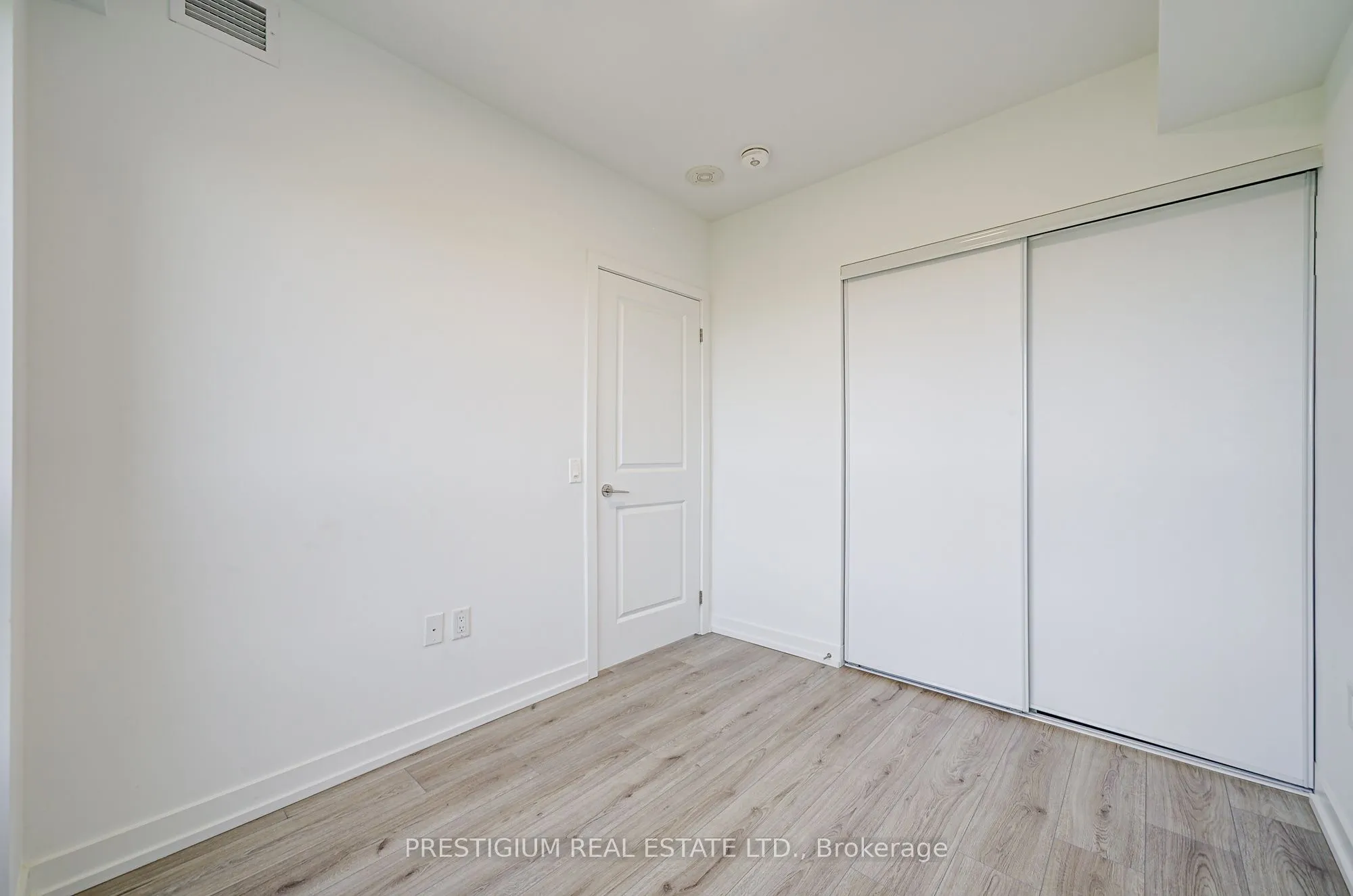 395 Bloor Street E, #2708