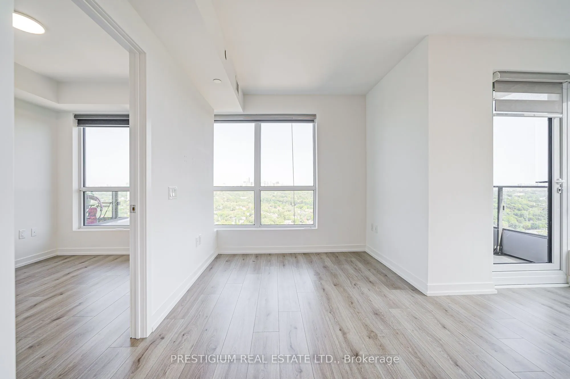 395 Bloor Street E, #2708