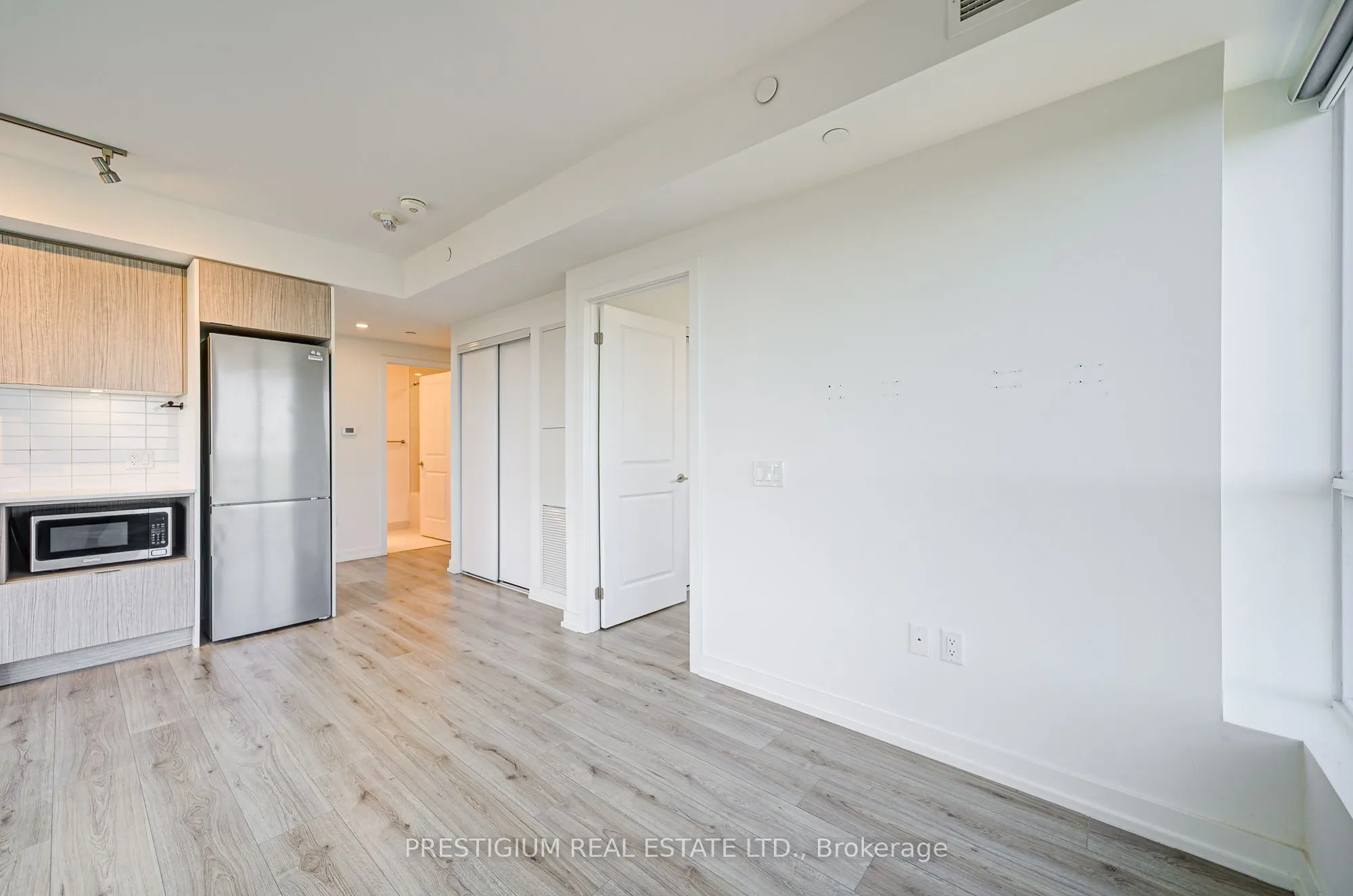 395 Bloor Street E, #2708