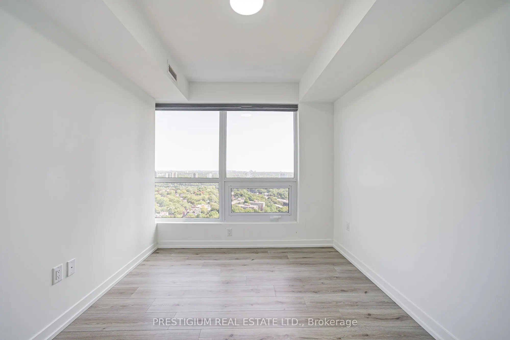 395 Bloor Street E, #2708