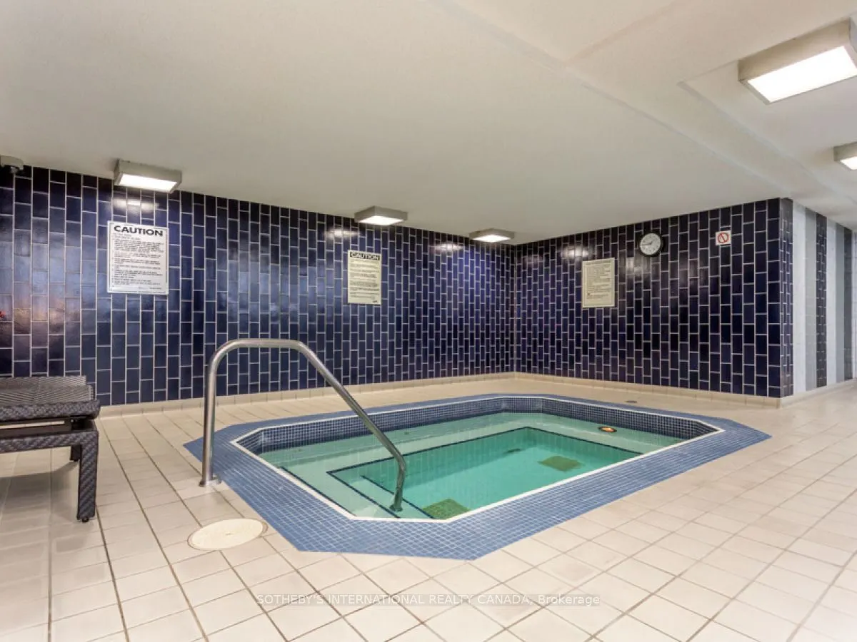 360 Bloor Street E, #607