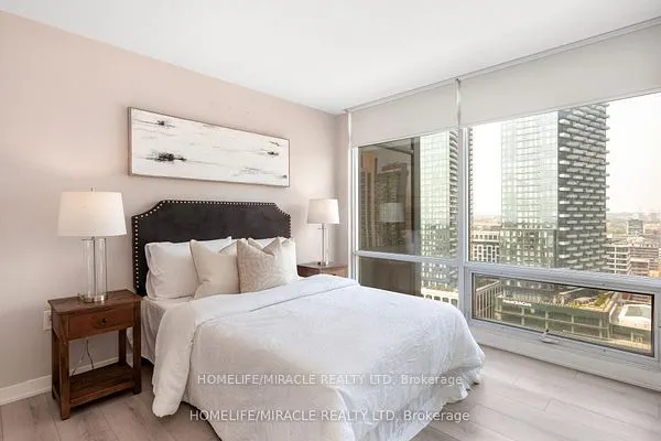 25 Telegram Mews, #3002