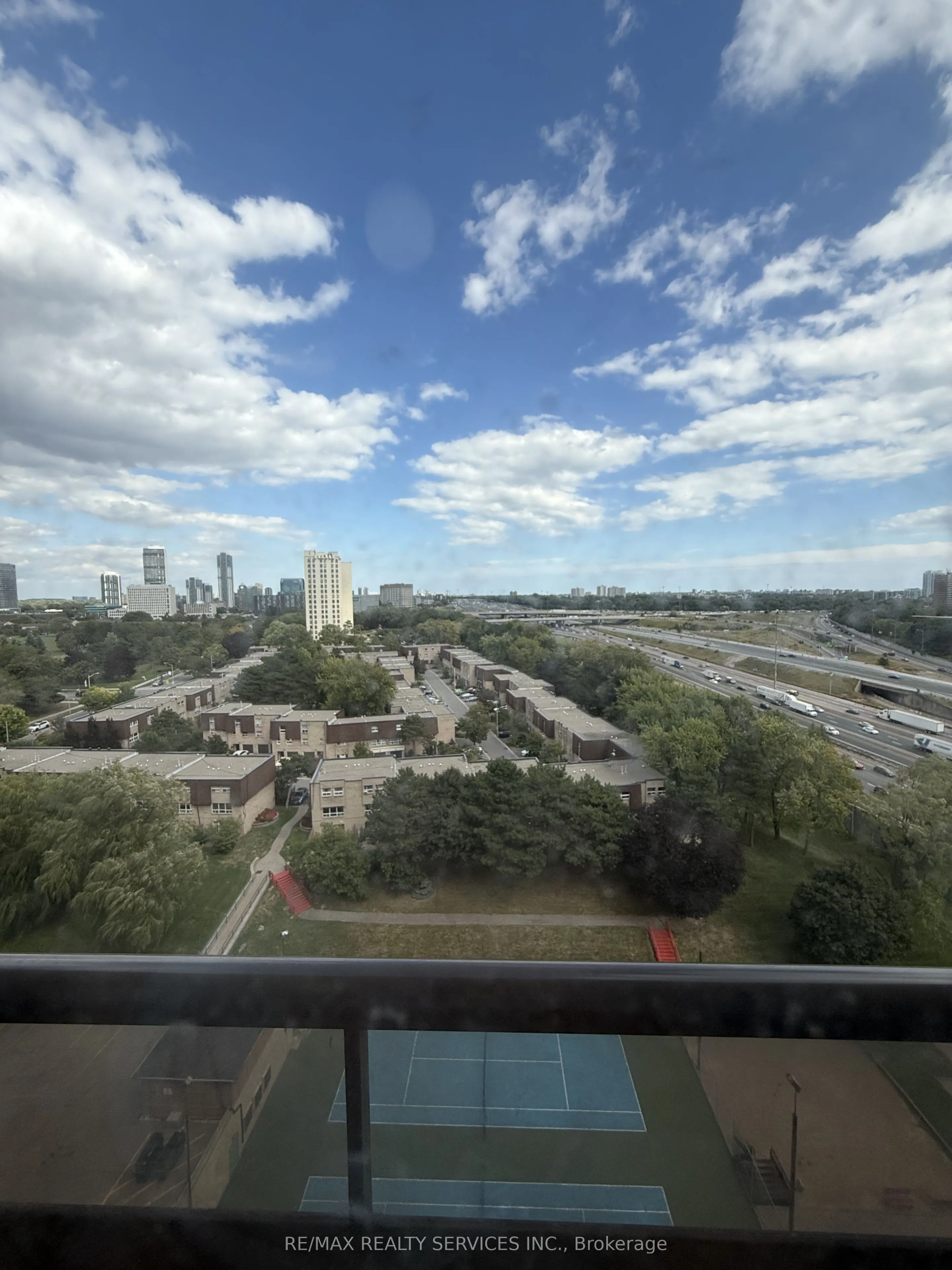 5 Parkway Forest Drive, #1605