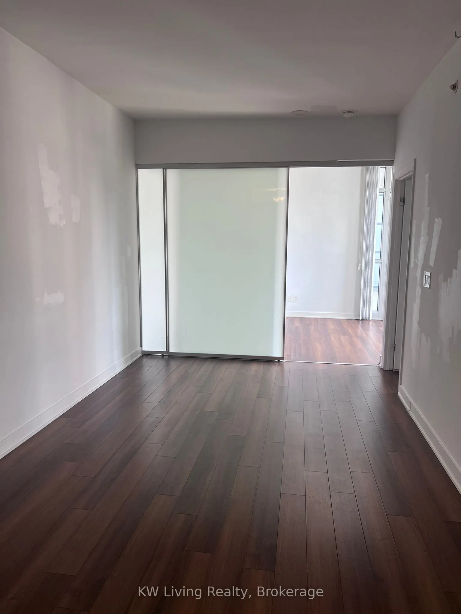 210 Simcoe Street, #1301