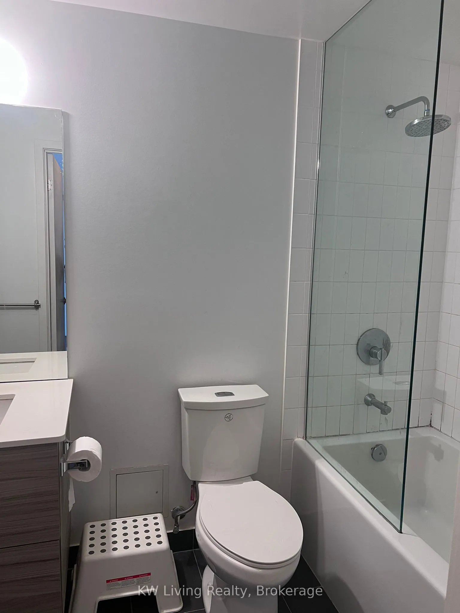 210 Simcoe Street, #1301