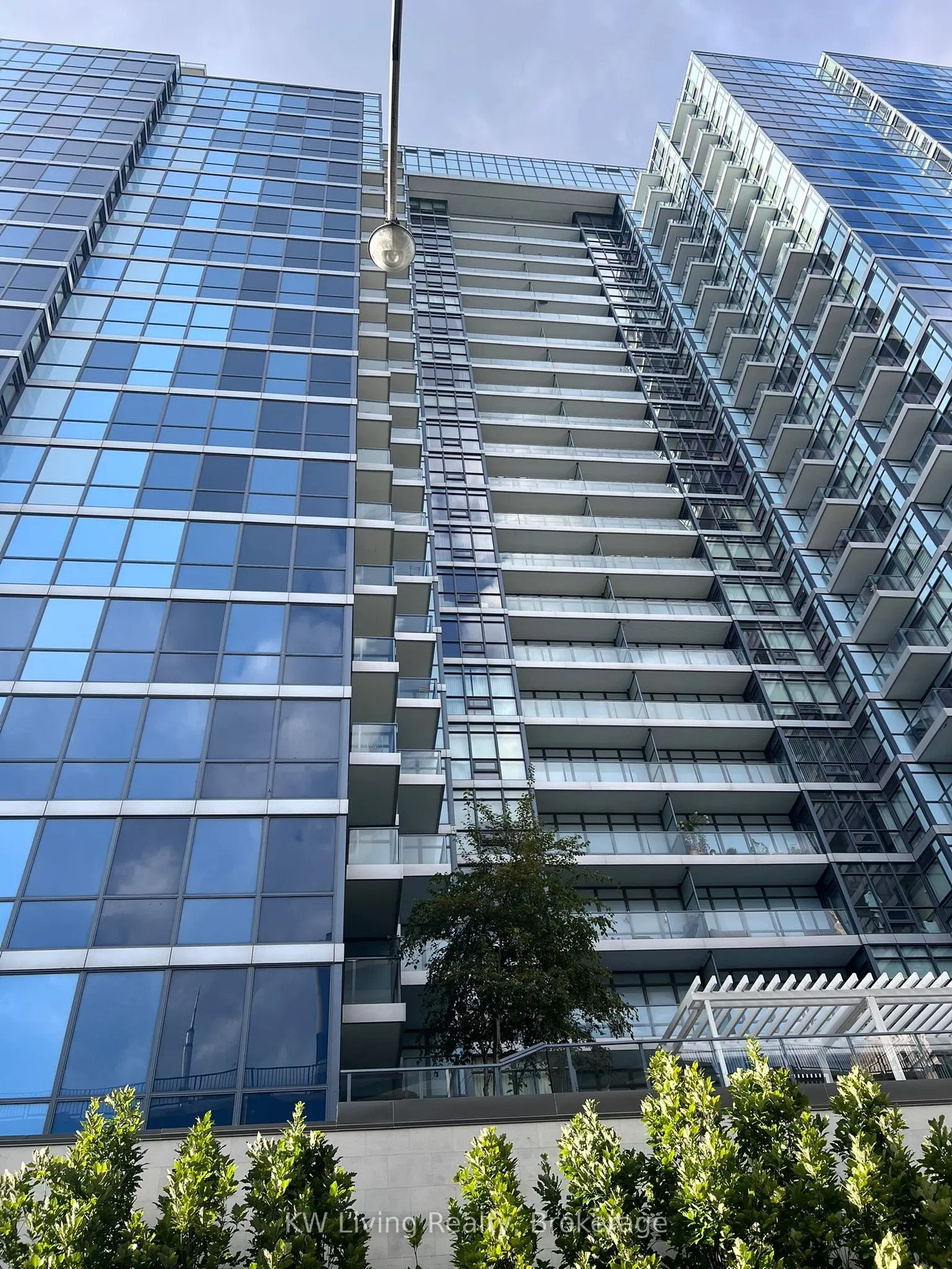 210 Simcoe Street, #1301
