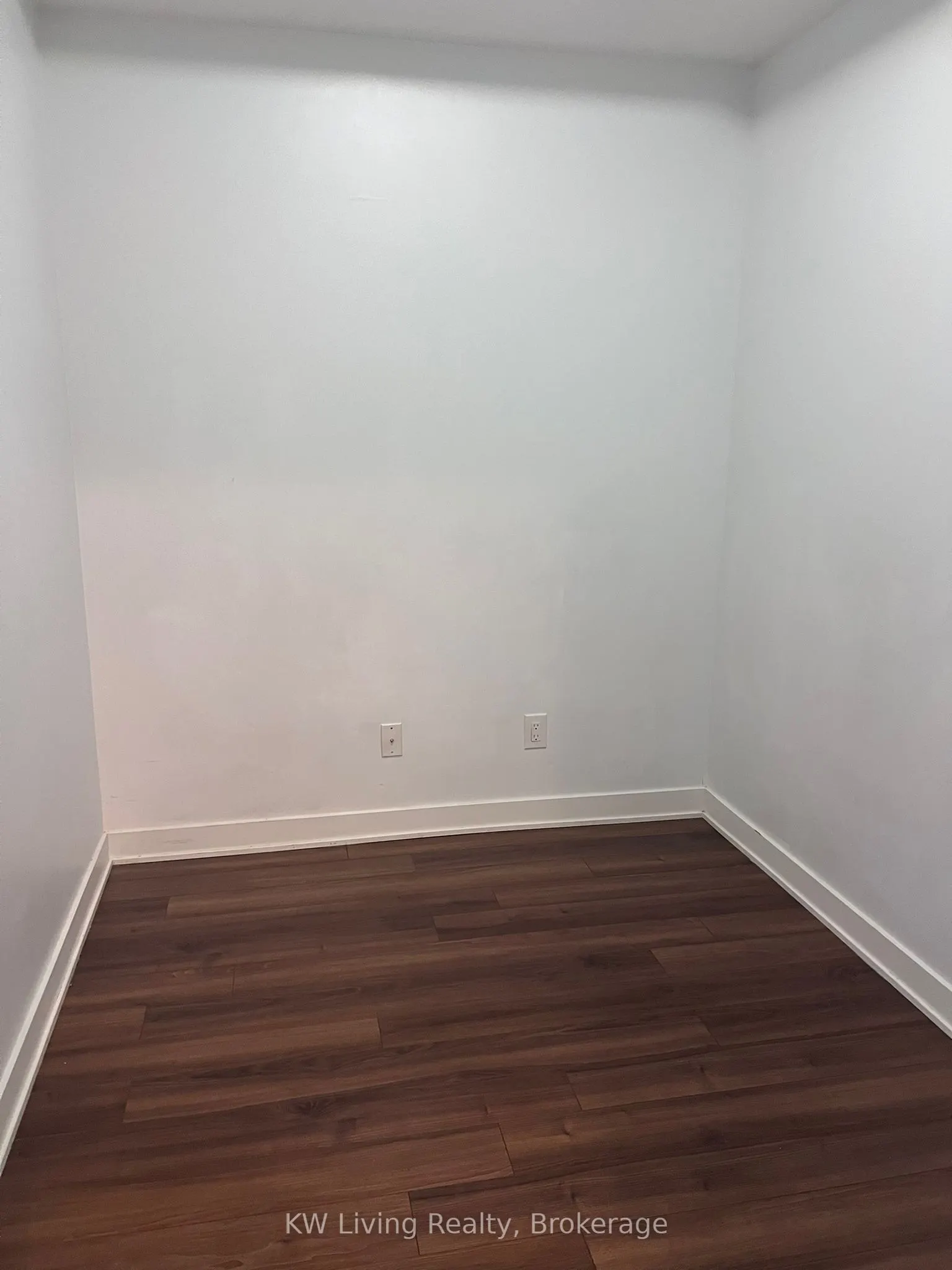 210 Simcoe Street, #1301