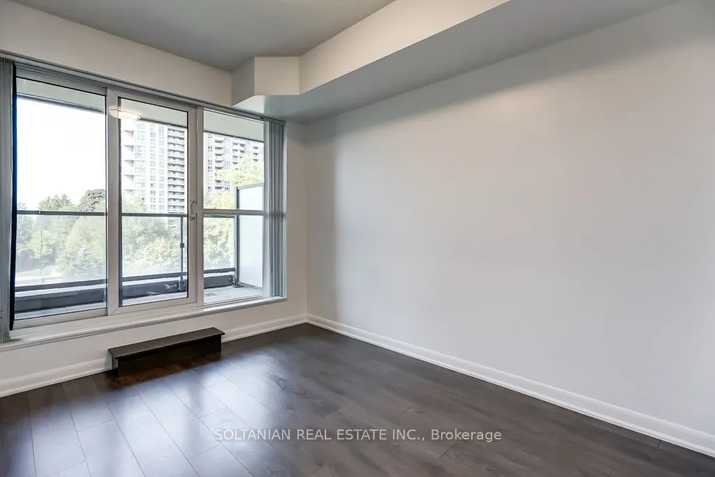 5162 Yonge Street, #116