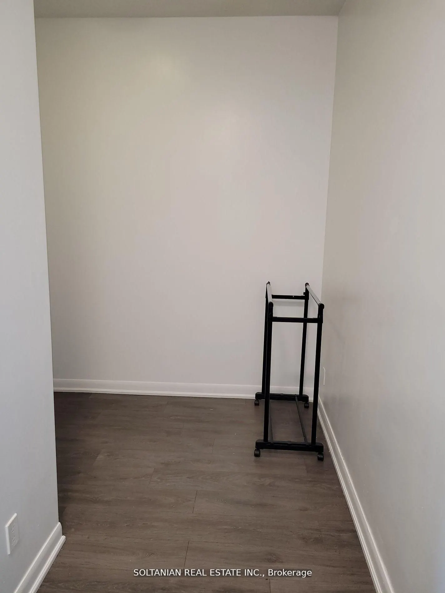 5162 Yonge Street, #116