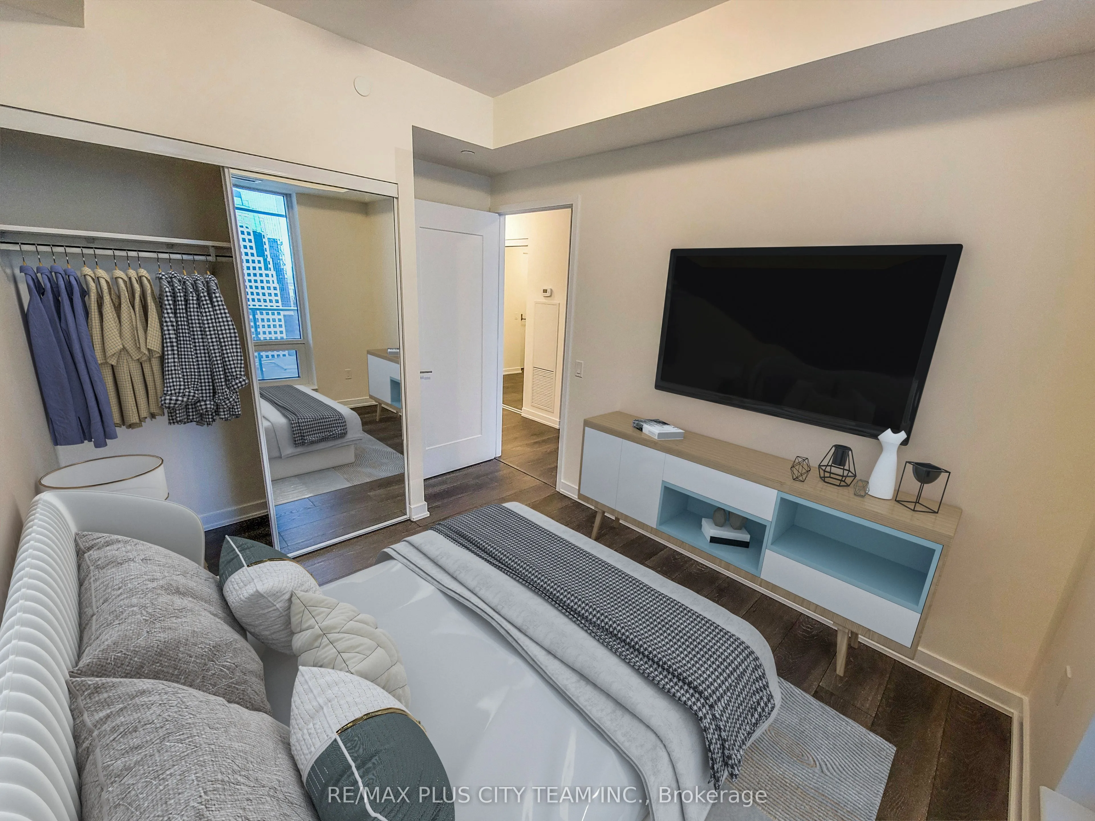 28 Freeland Street, #1902