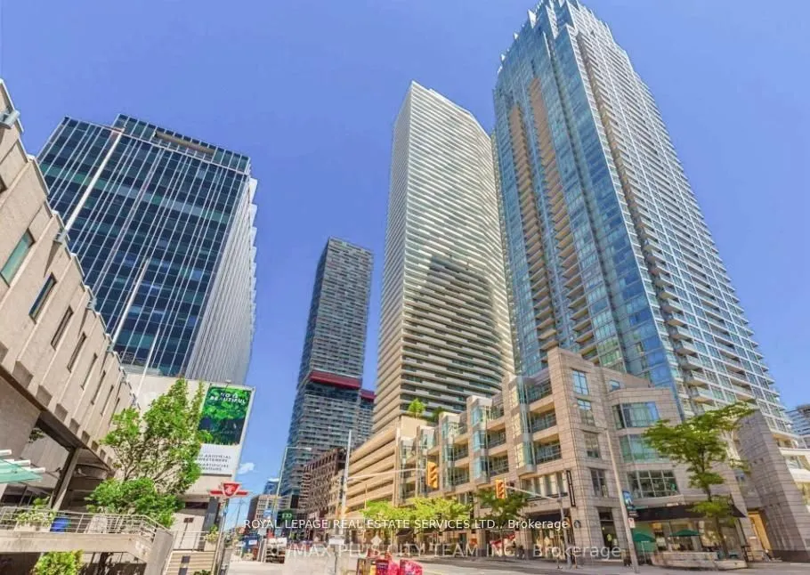 2221 Yonge Street, #2107