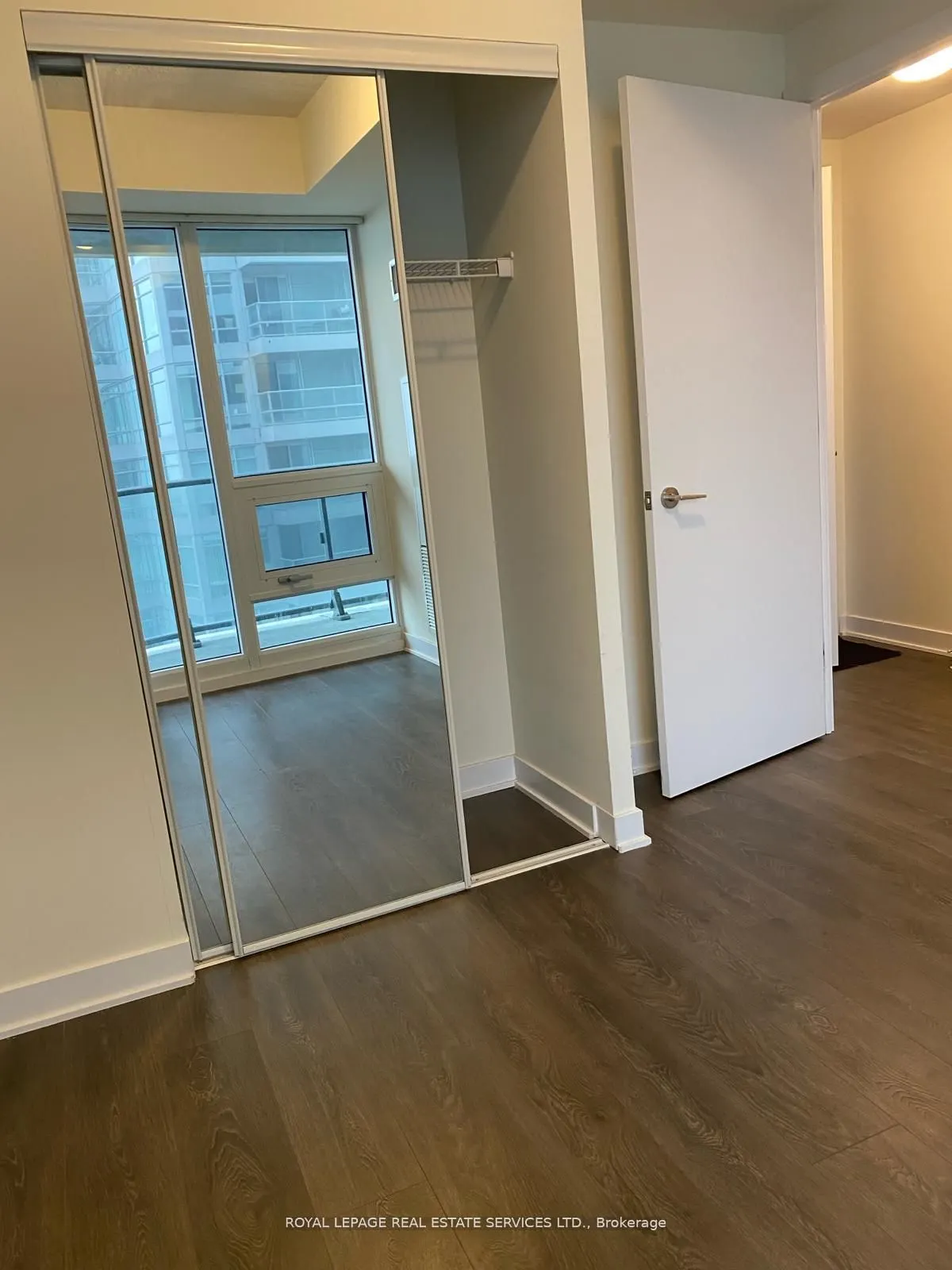 2221 Yonge Street, #2107