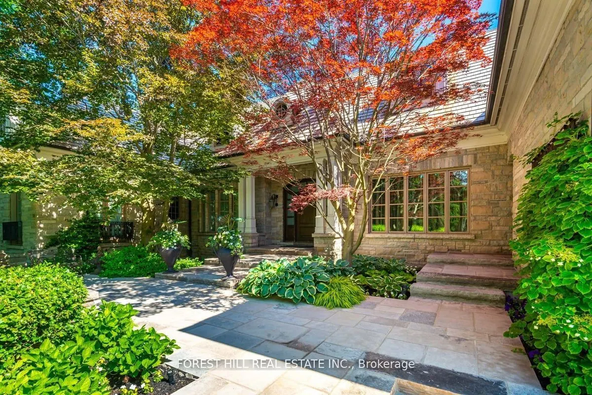 89 Old Colony Road
