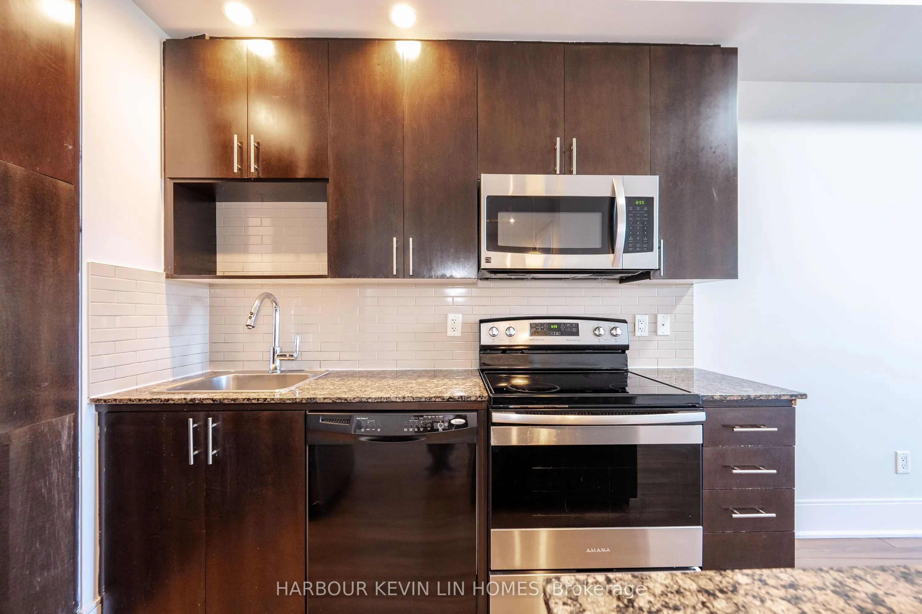 181 Wynford Drive, #704