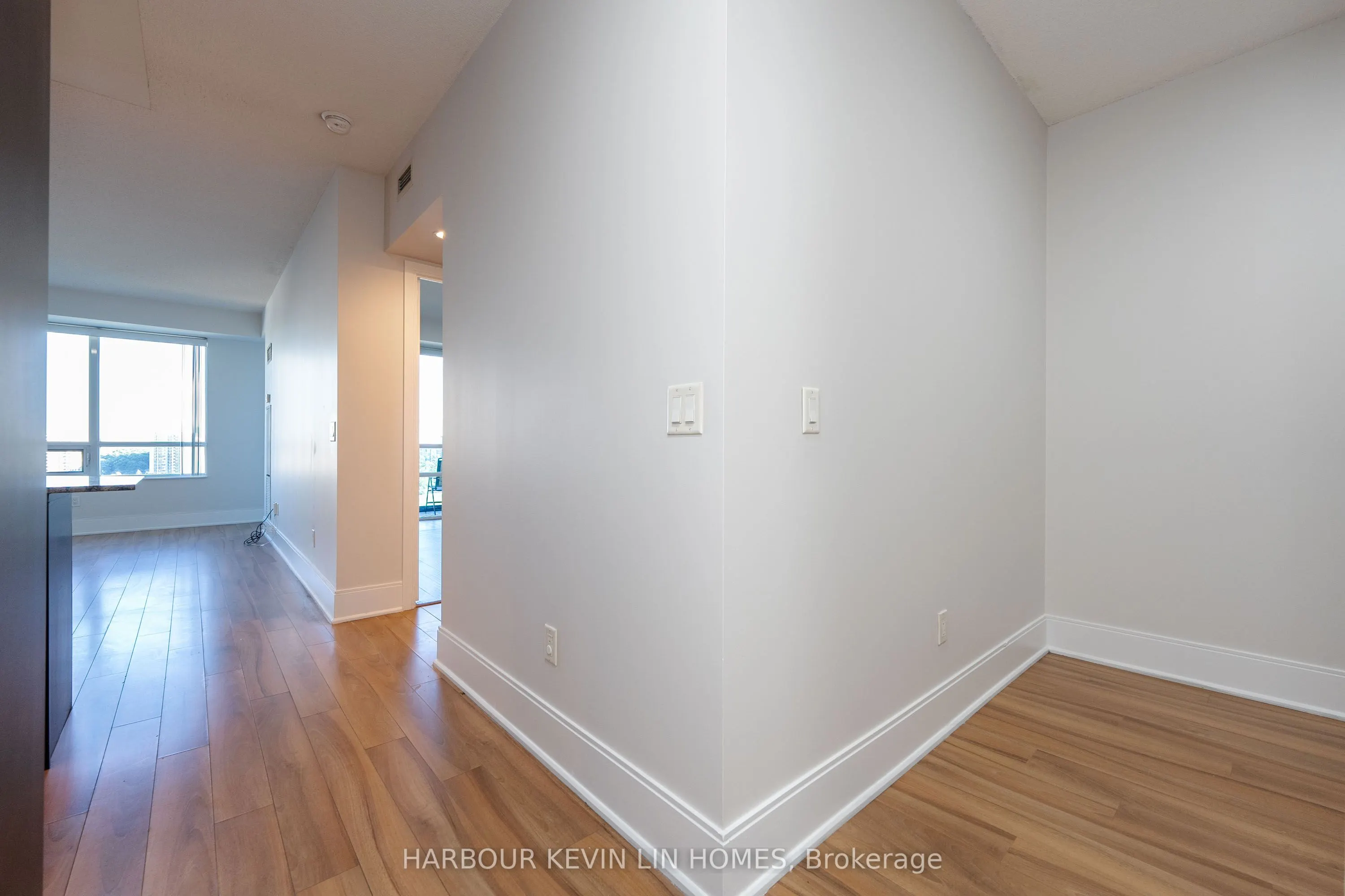 181 Wynford Drive, #704