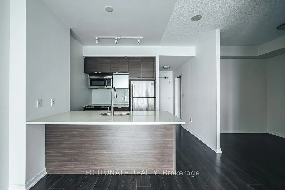 62 Forest Manor Road, #1606