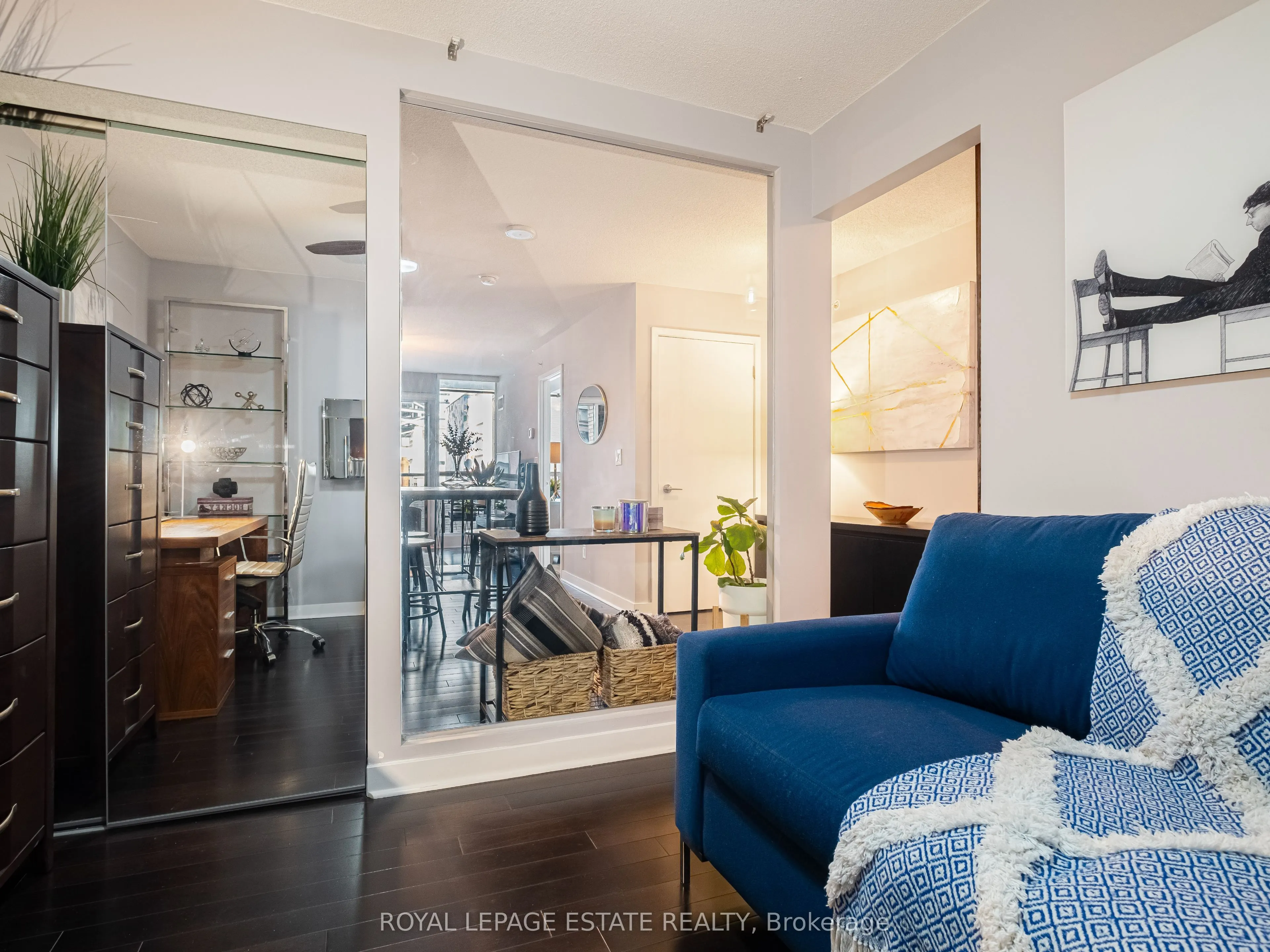 295 Adelaide Street W, #313