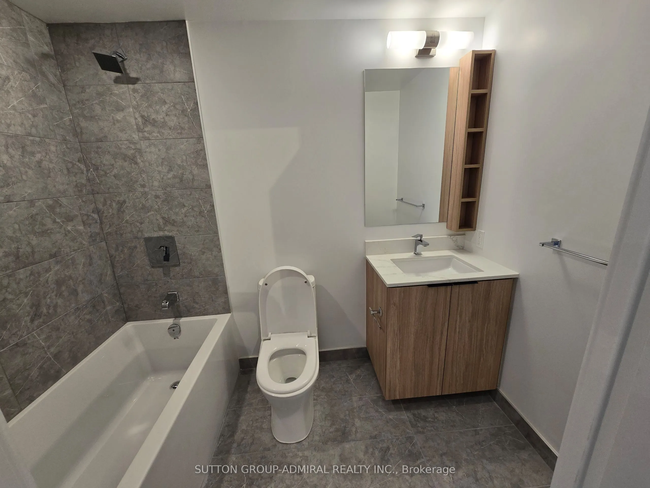 82 Dalhousie Street, #2101