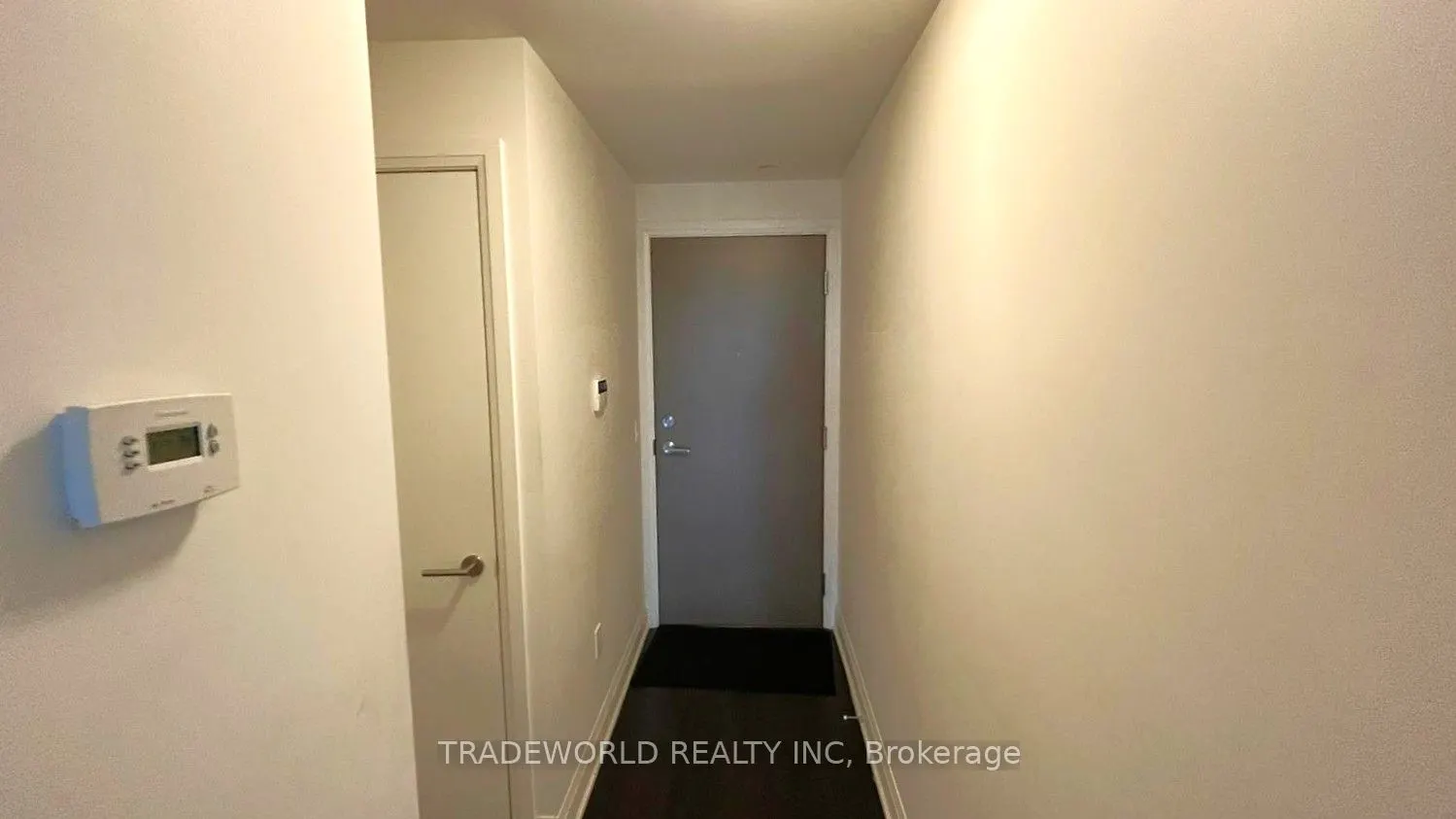 160 Vanderhoof Avenue, #511