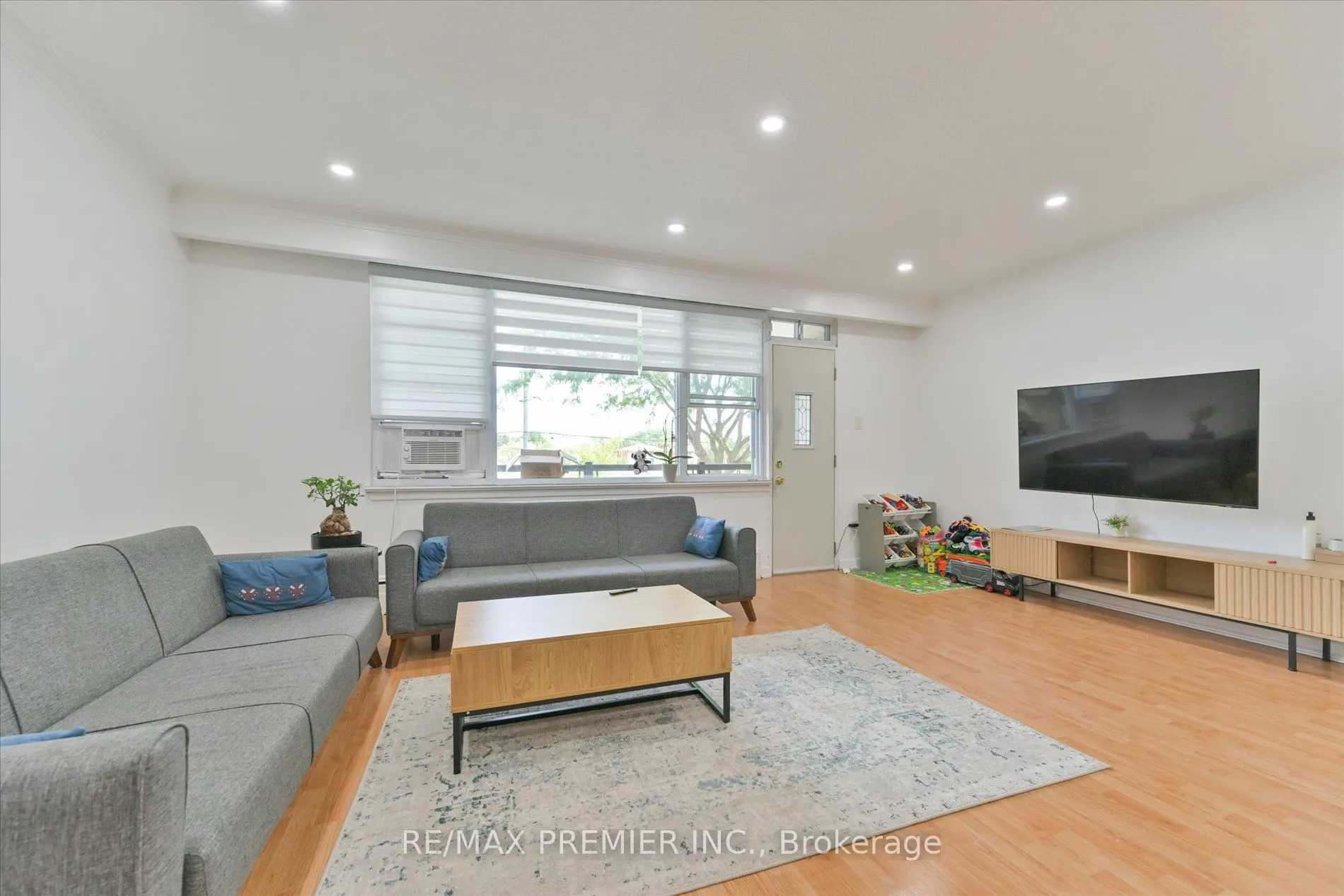244 Wilmington Avenue, #2