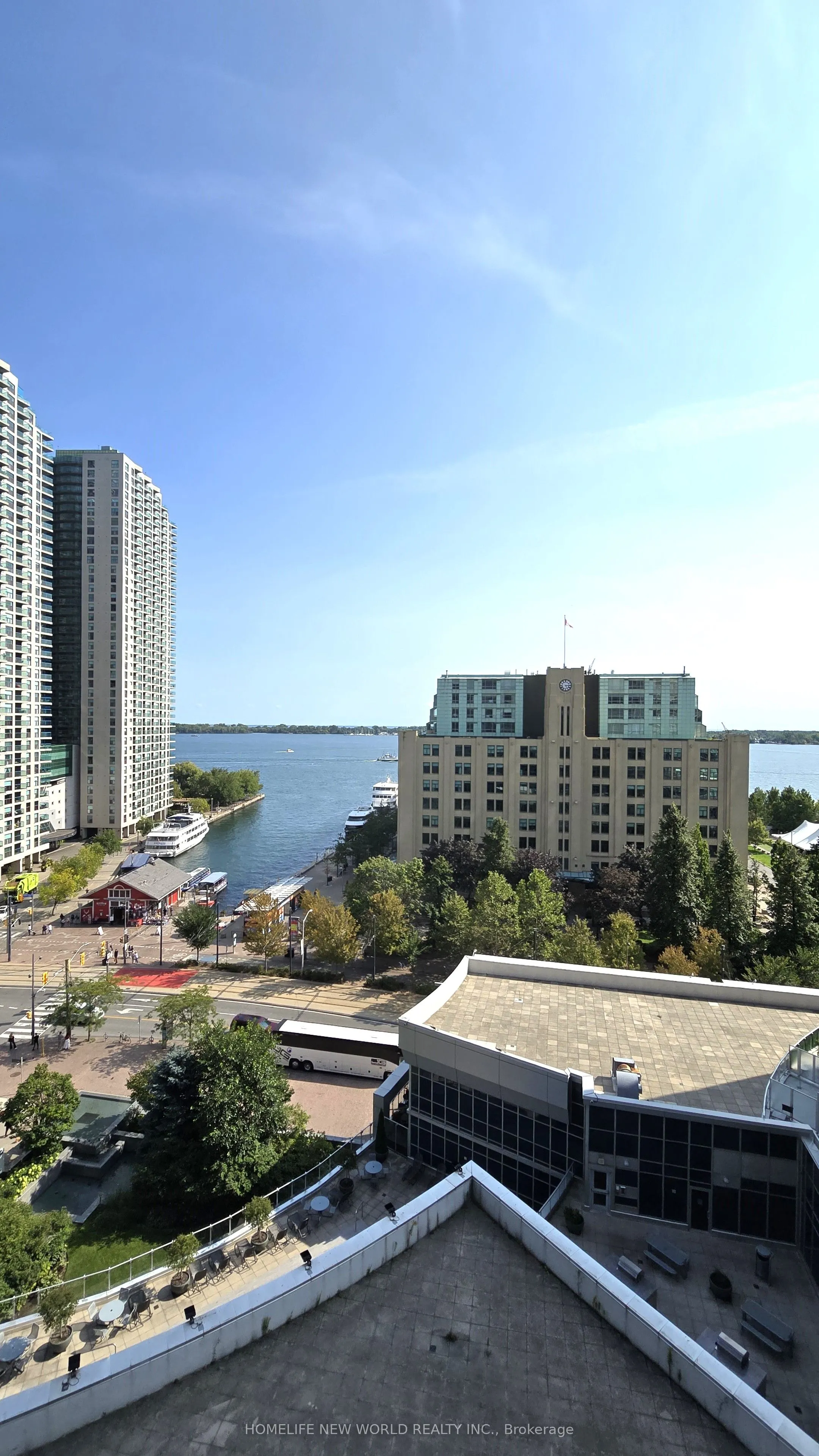 8 York Street, #1111