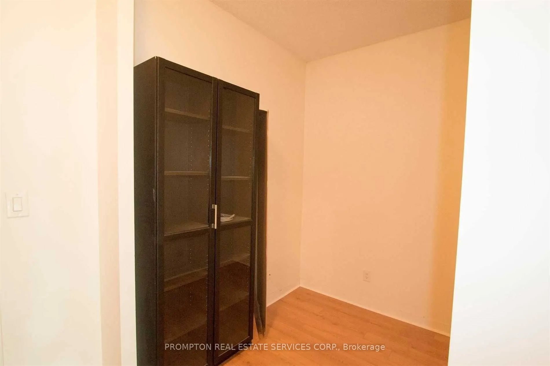 18 Harbour Street, #2103