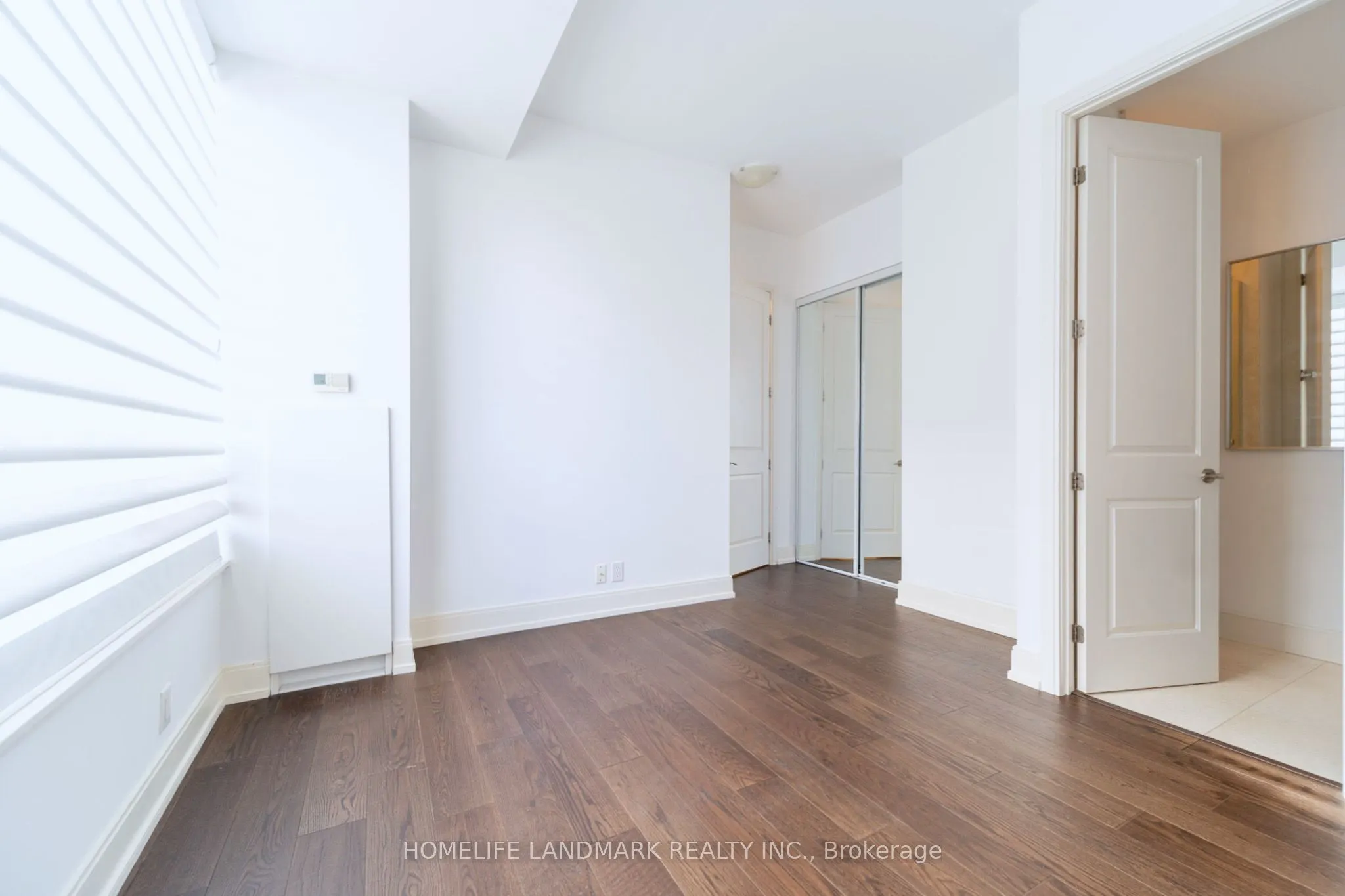 21 Balmuto Street, #3301