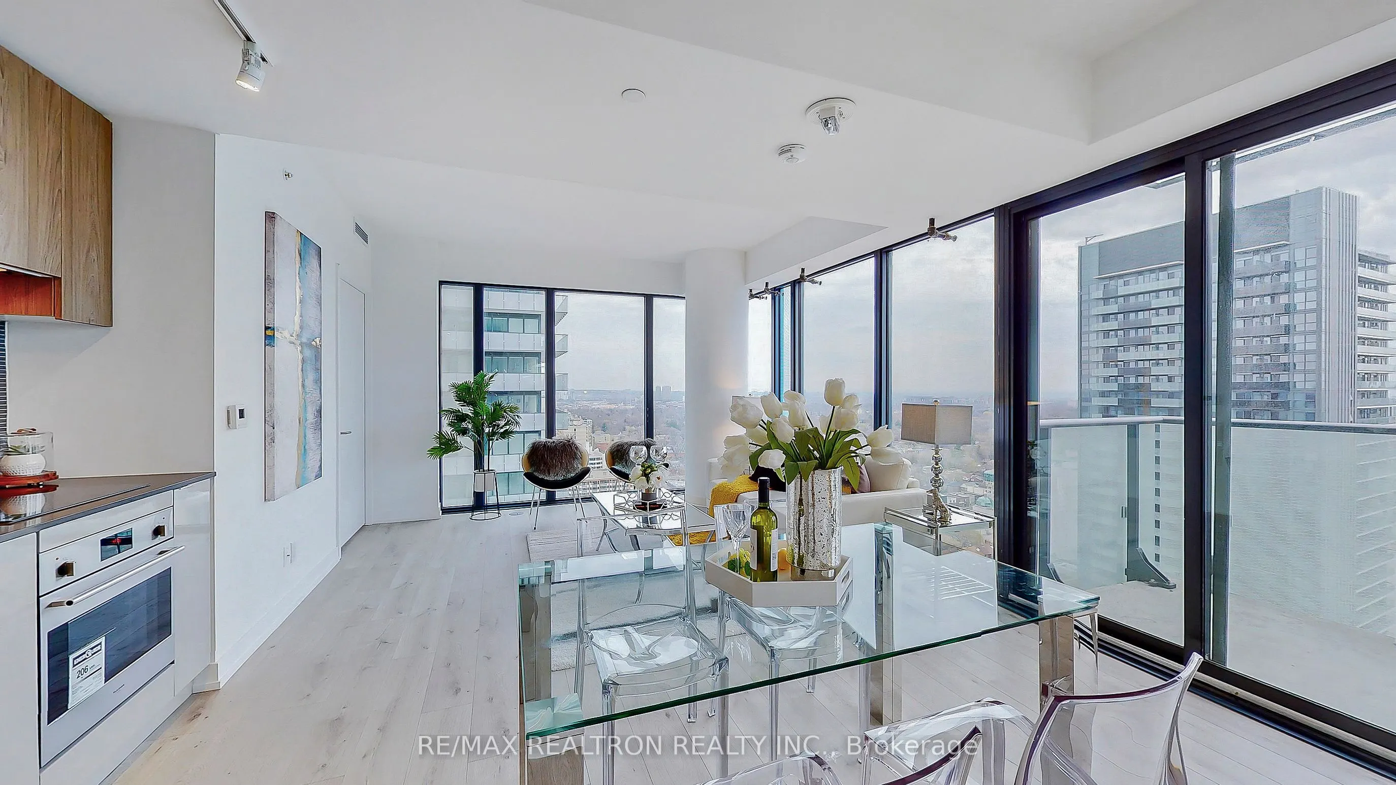 161 Roehampton Avenue, #2809
