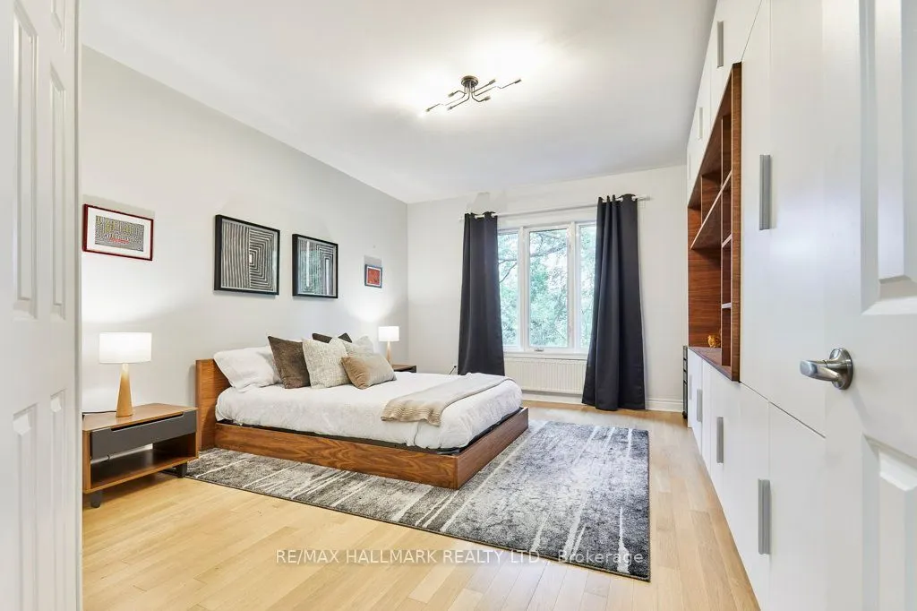 85 Taunton Road