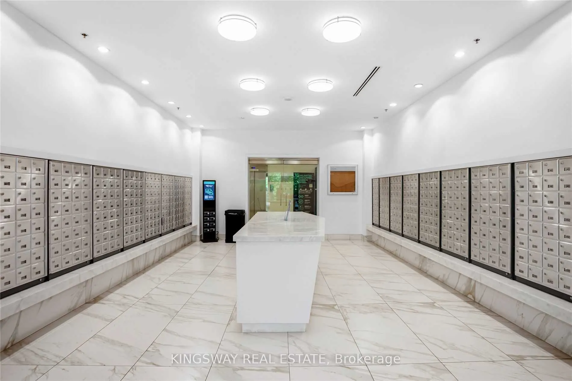 14 York Street, #1802