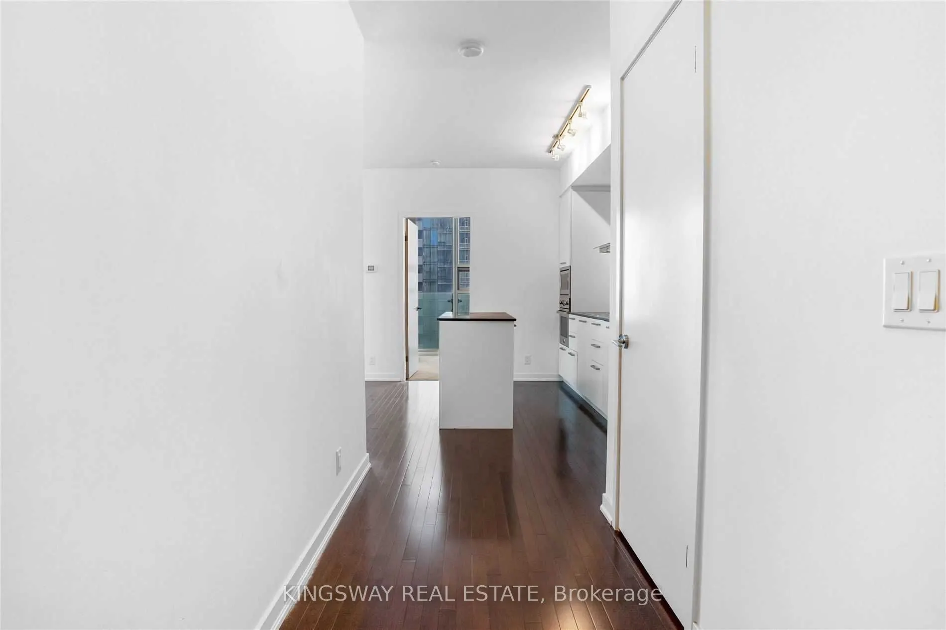 14 York Street, #1802