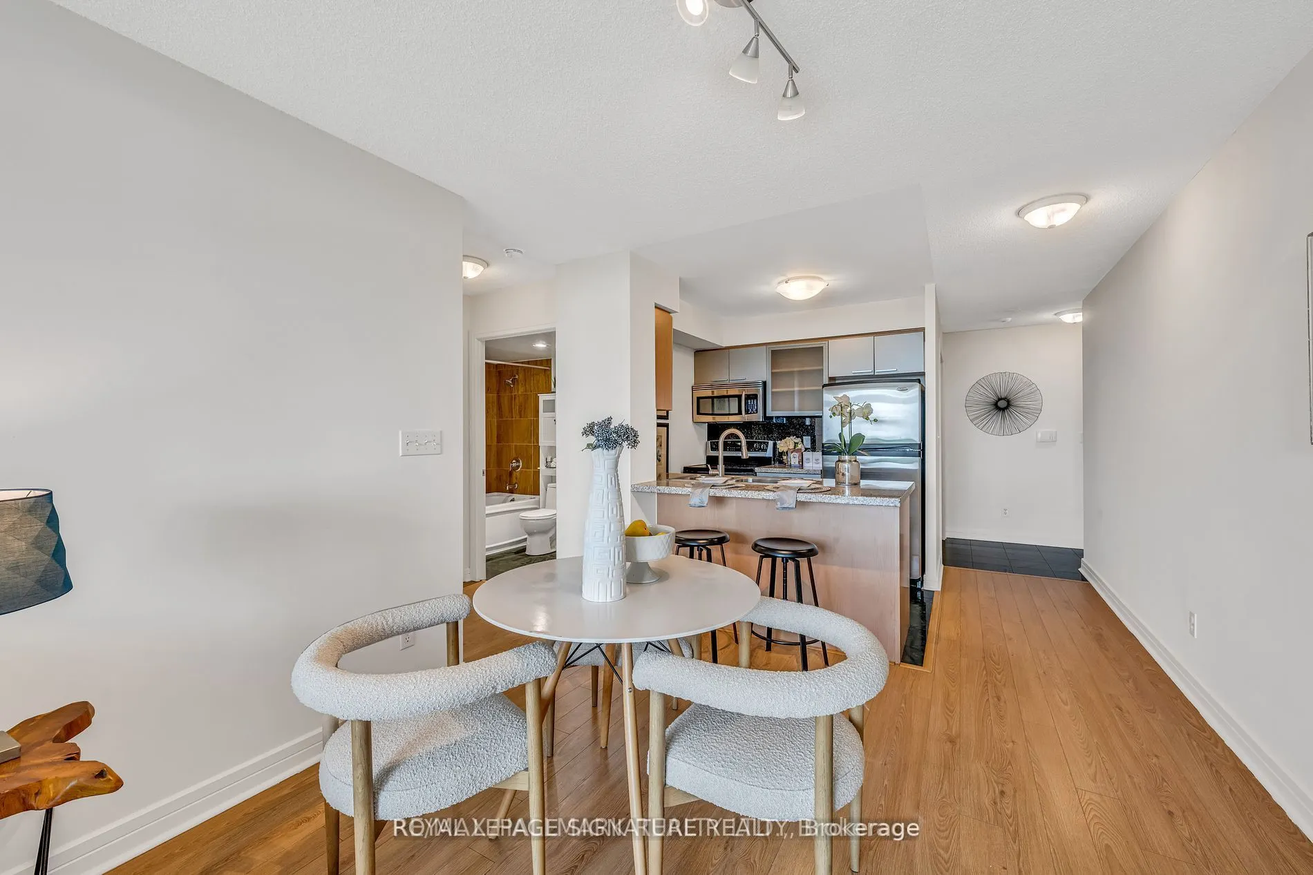 18 Harrison Garden Boulevard, #1912