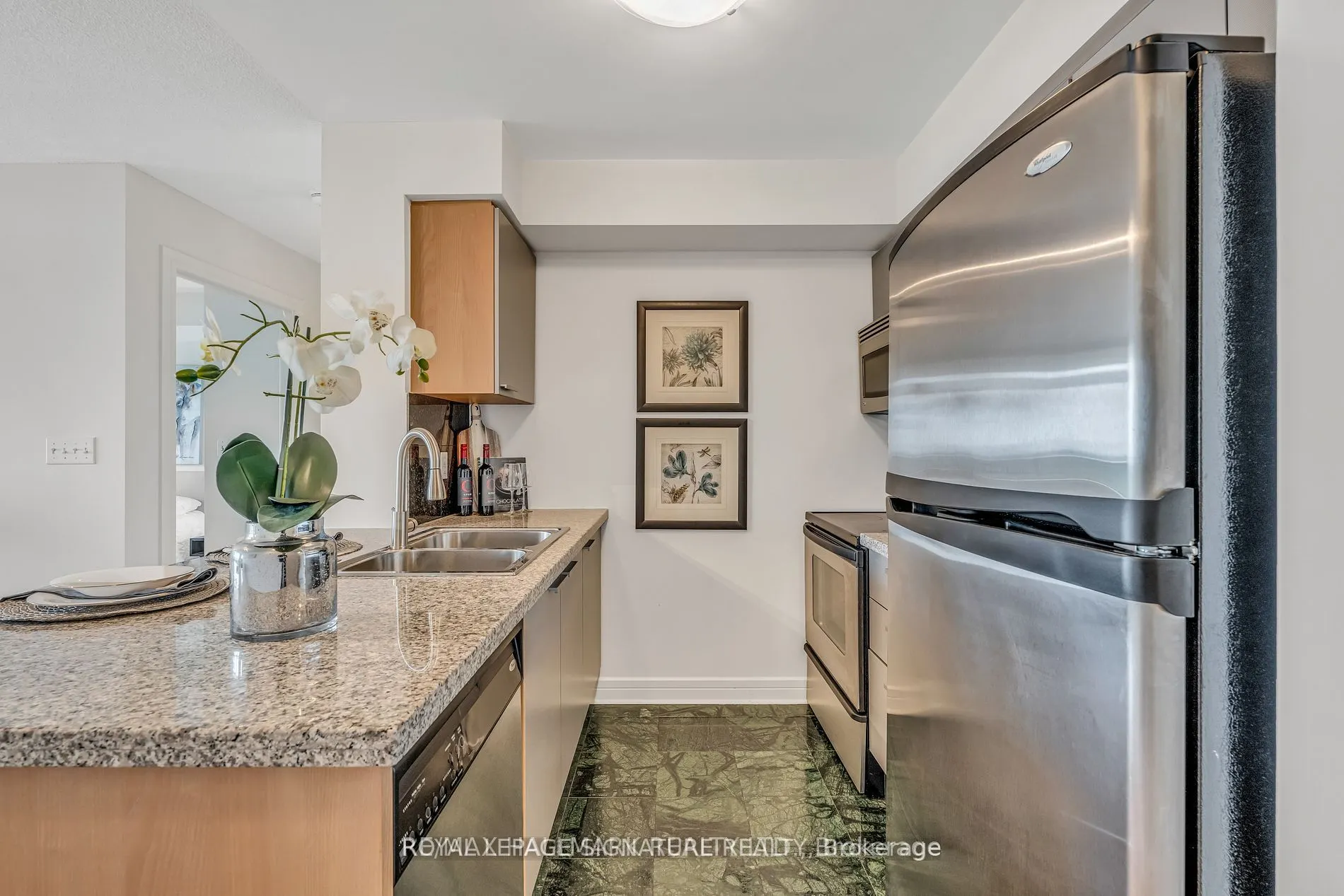 18 Harrison Garden Boulevard, #1912