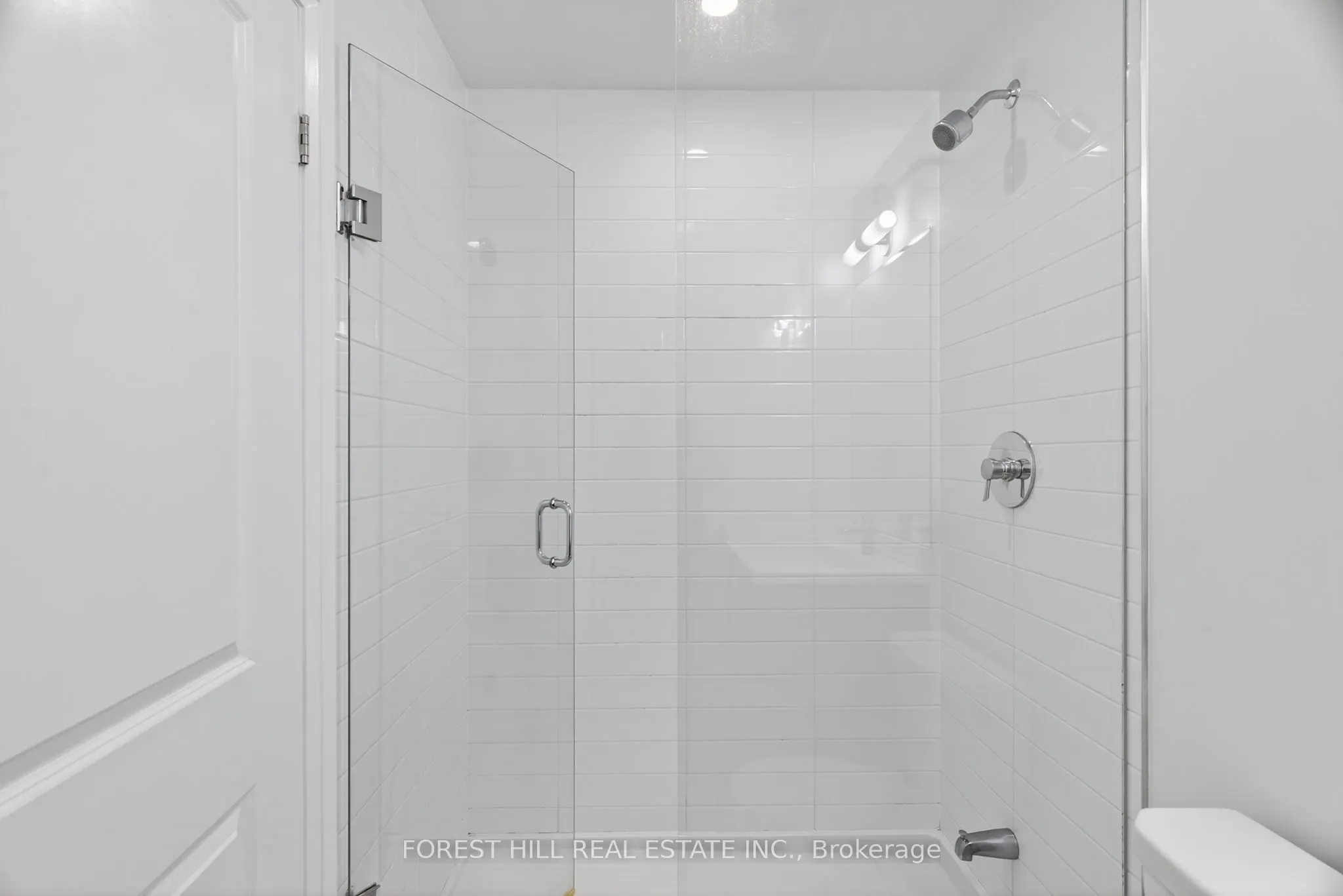 530 St Clair Avenue W, #1608
