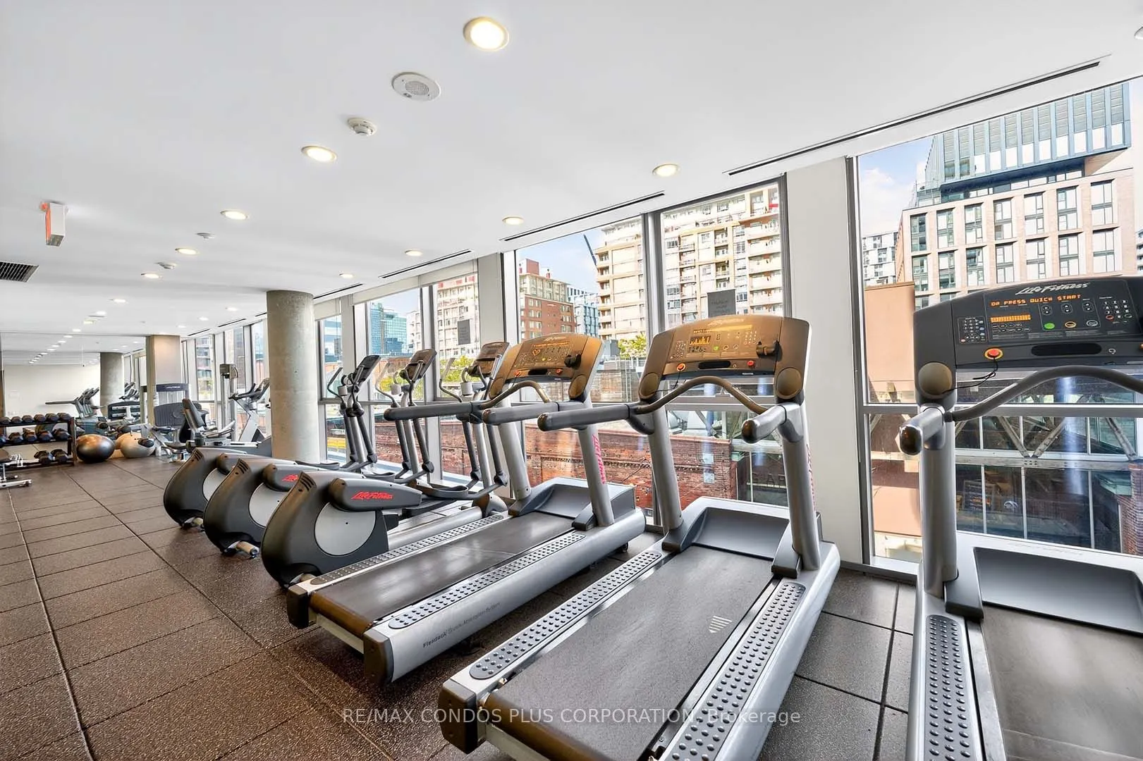390 Cherry Street, ##207
