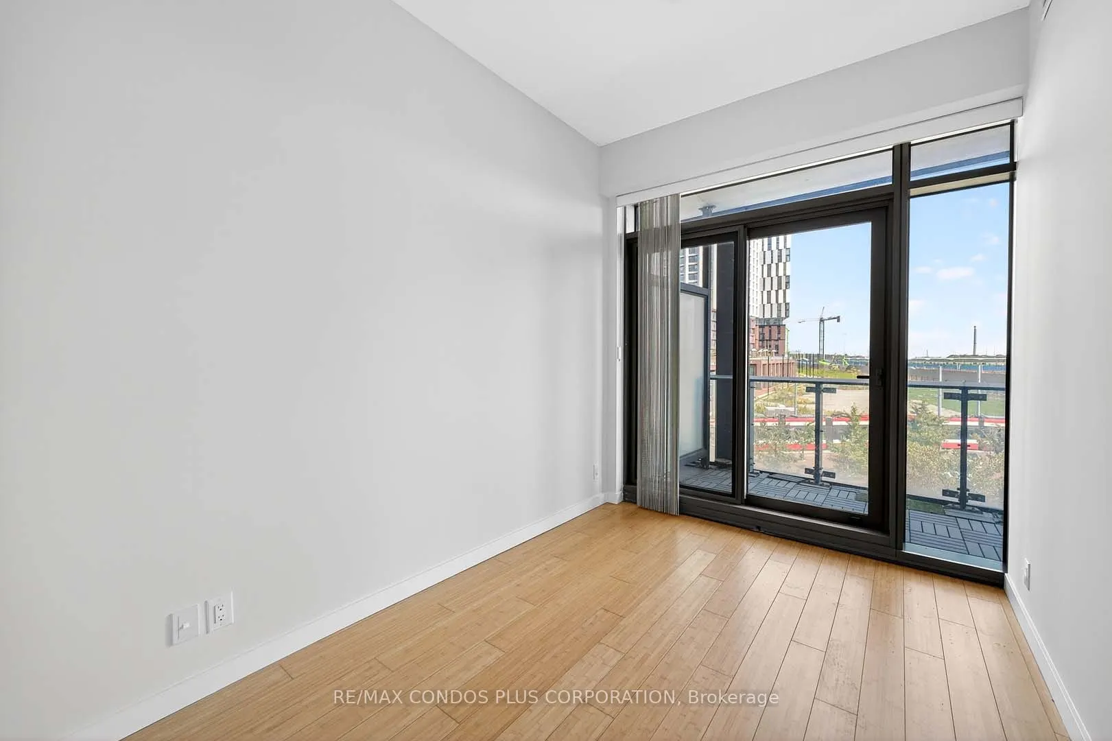 390 Cherry Street, ##207